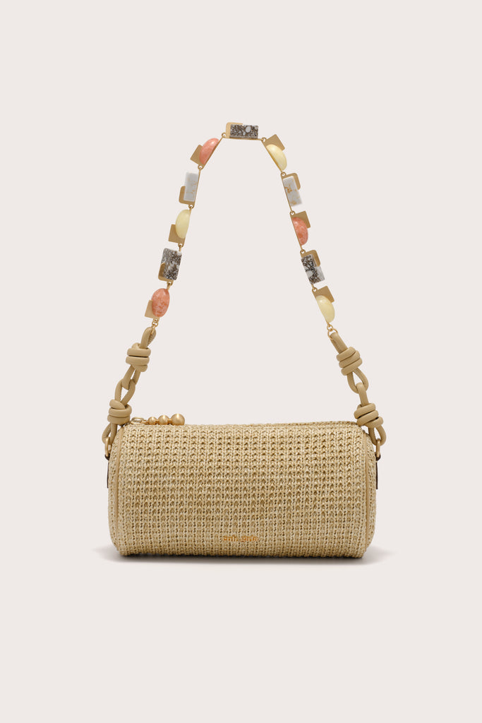 052125_CULTGAIA_ZOZINA_SHOULDE