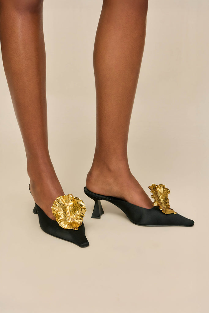 IRINA MULE - BLACK – CULT GAIA