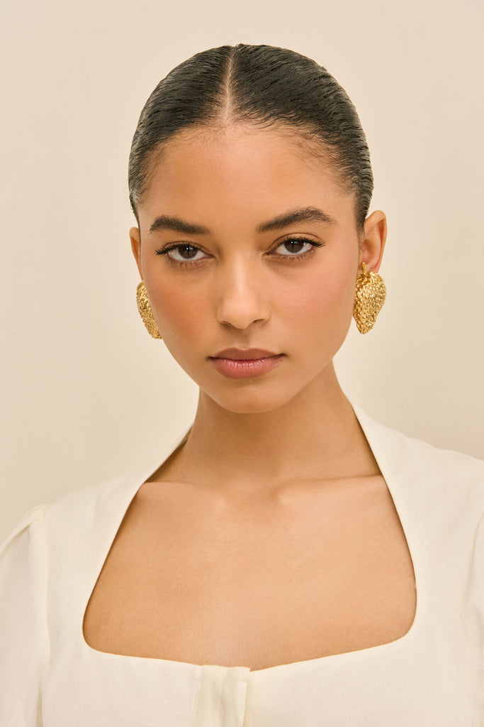 STRAWBERRY EARRING - ANTIQUE BRASS – CULT GAIA