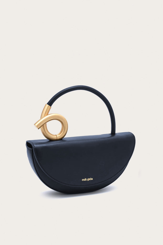 AZARIAHTOPHANDLE_BLK_250709_Cu