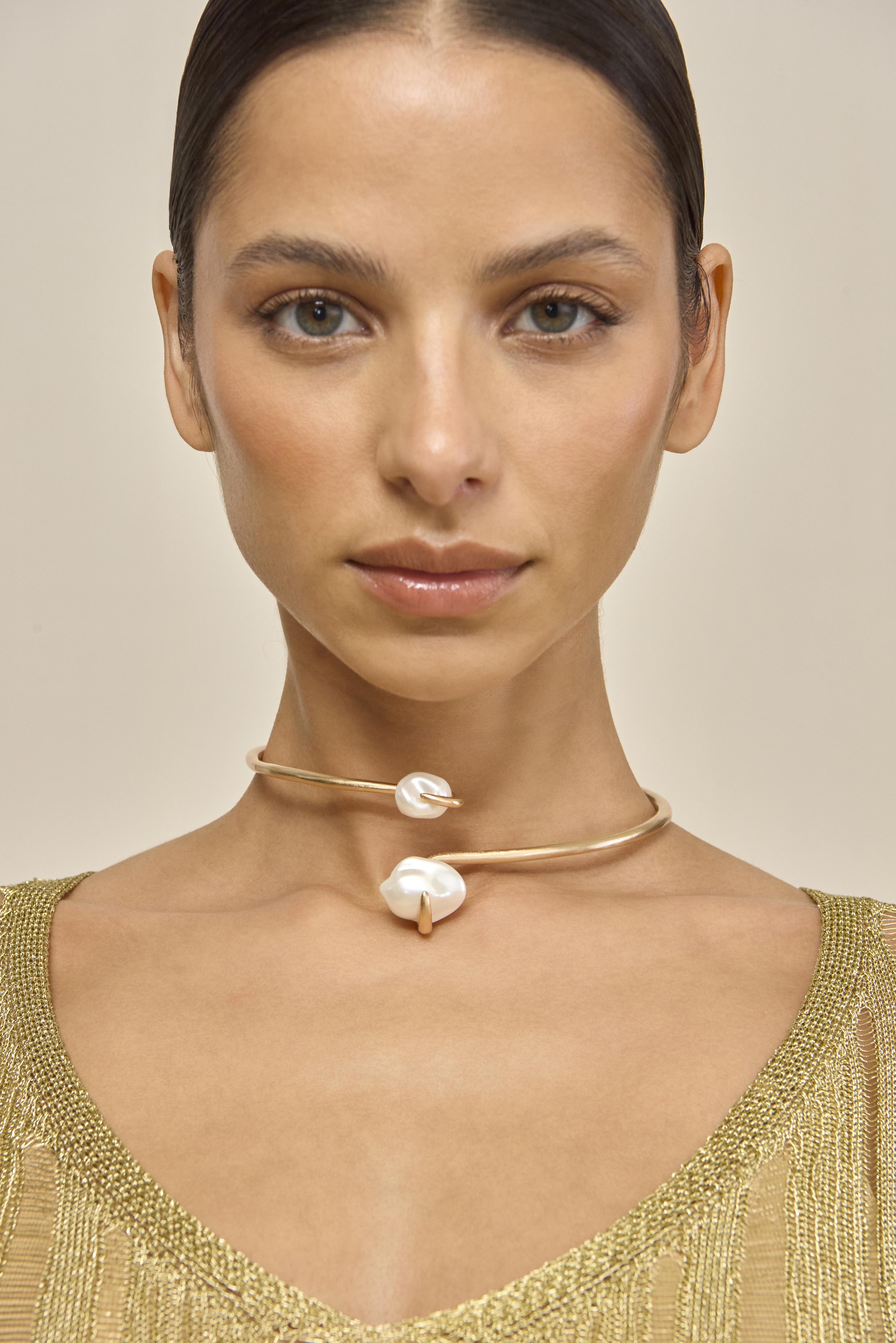 MARAIS CHOKER - BRUSHED BRASS