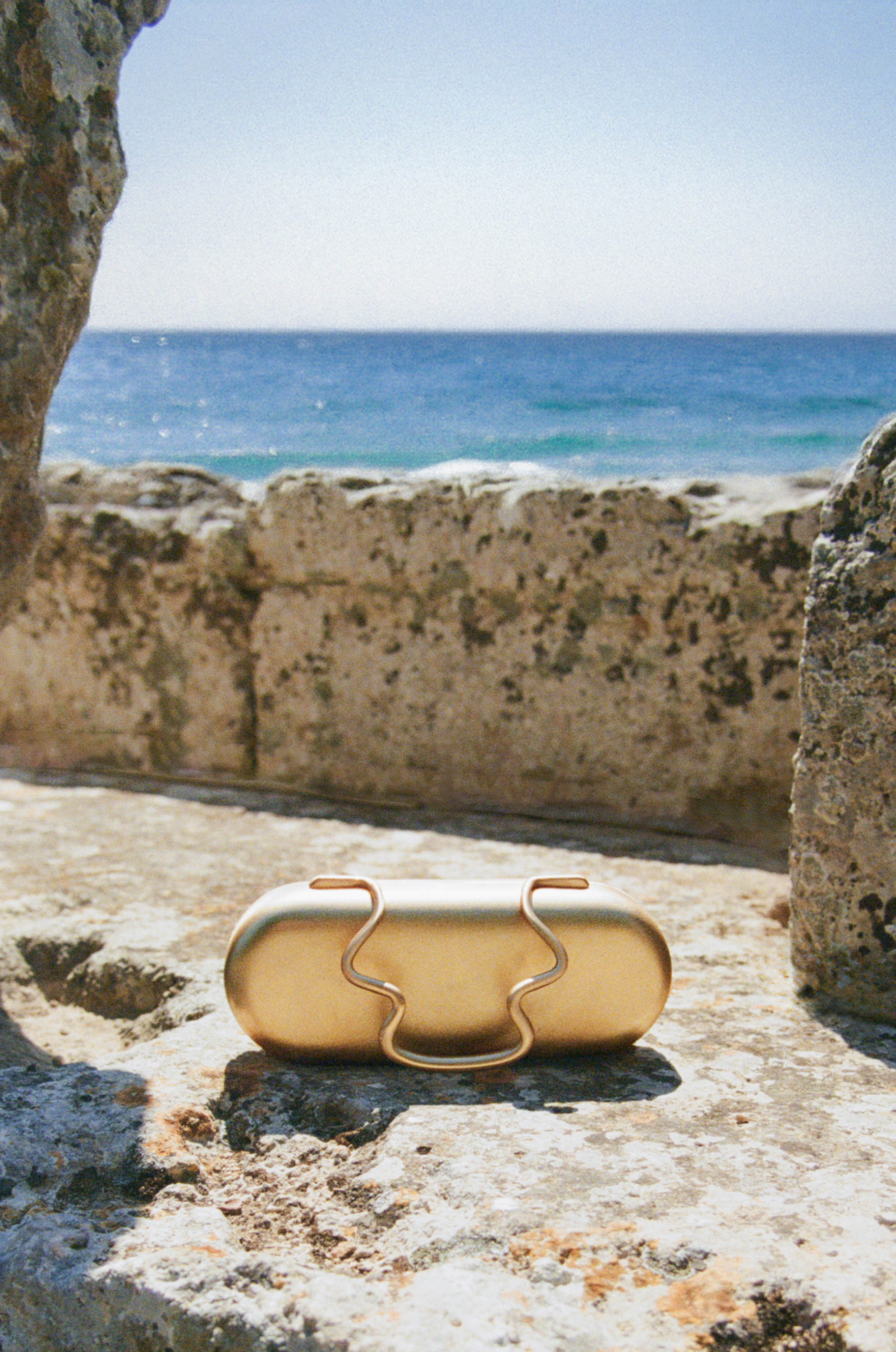 ILARIA CLUTCH - BRASS
