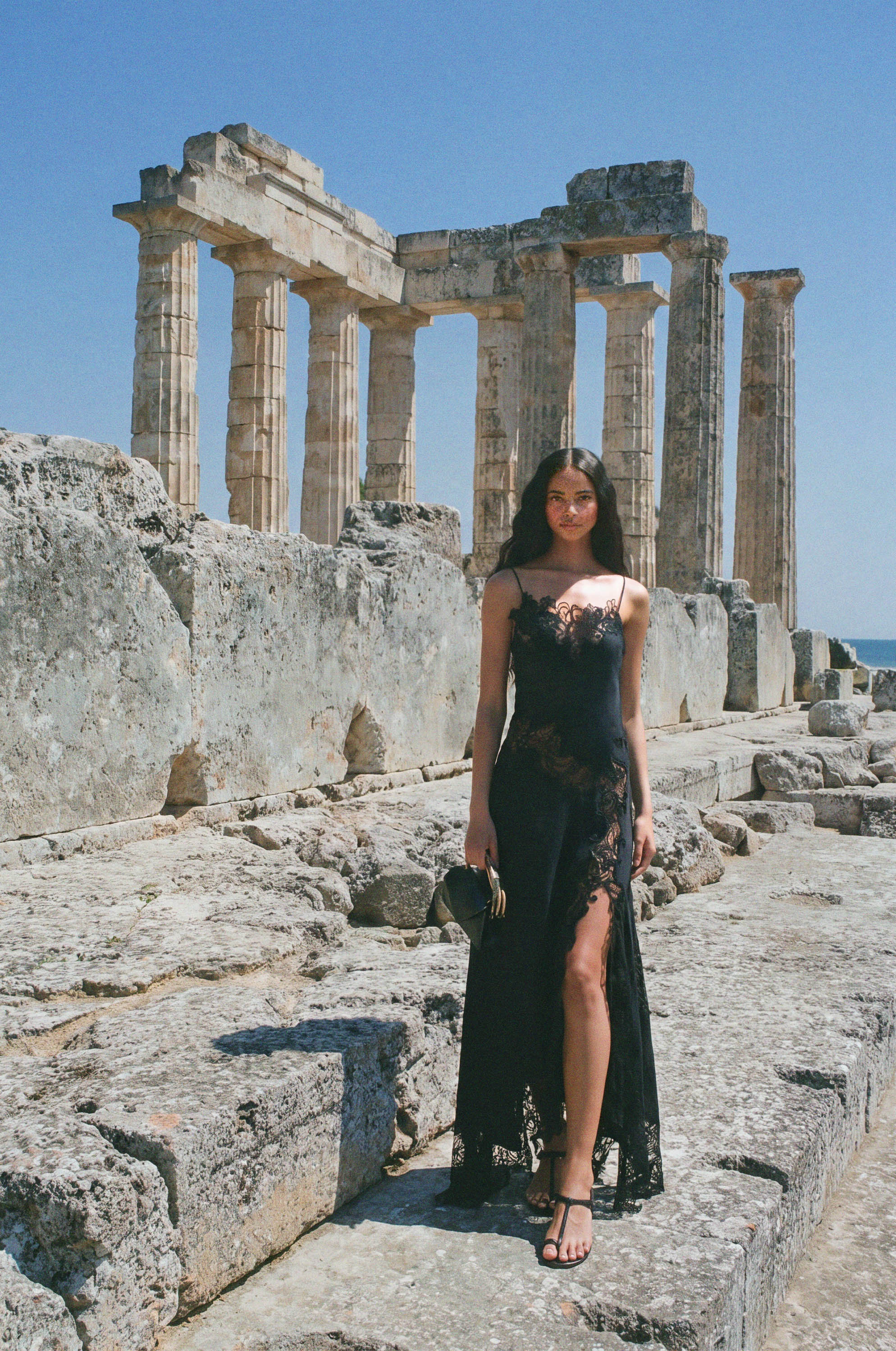 ARCADIA GOWN - BLACK