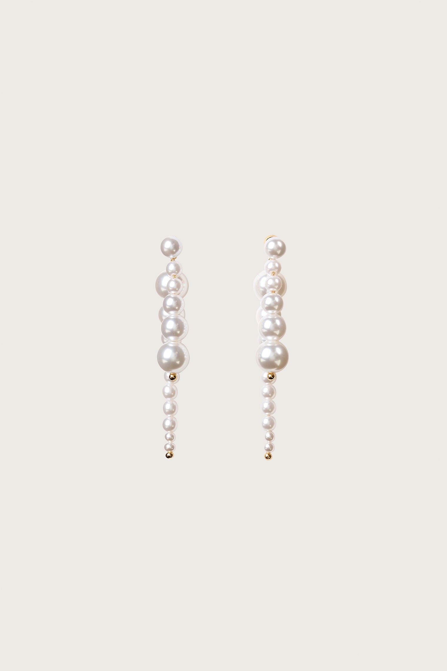 LORELI EARRING - PEARL