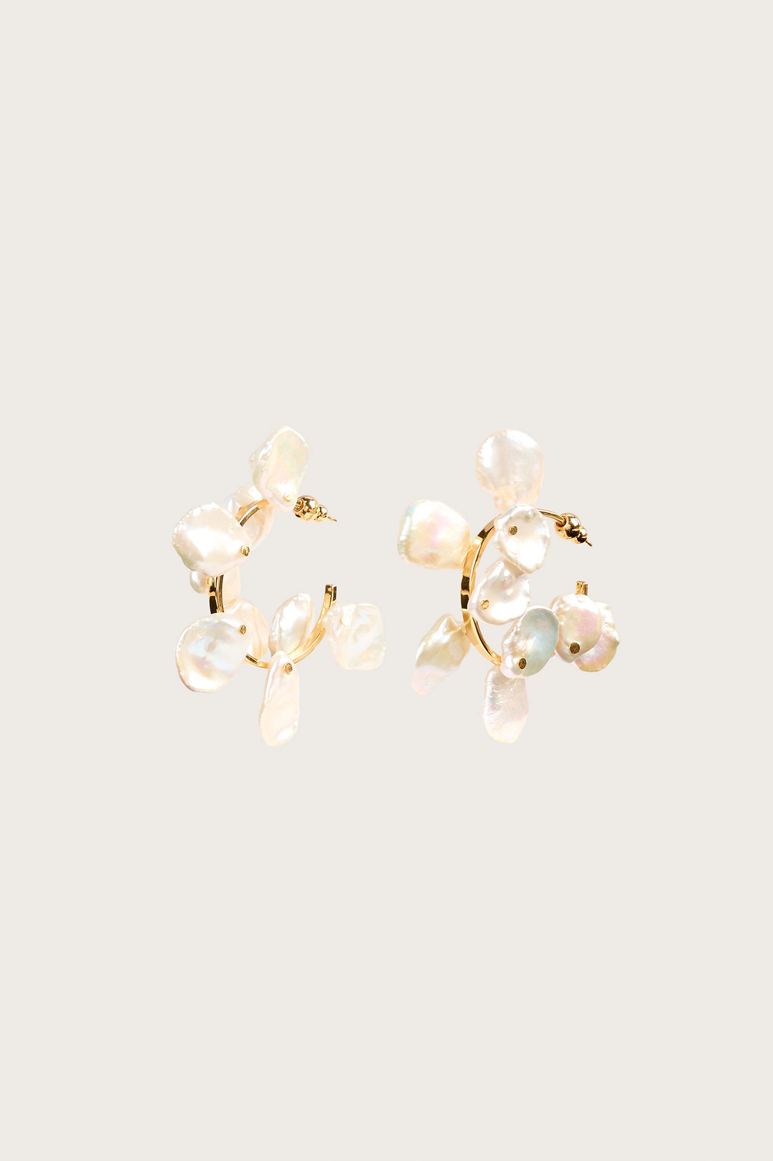 DEVORA EARRING - PEARL