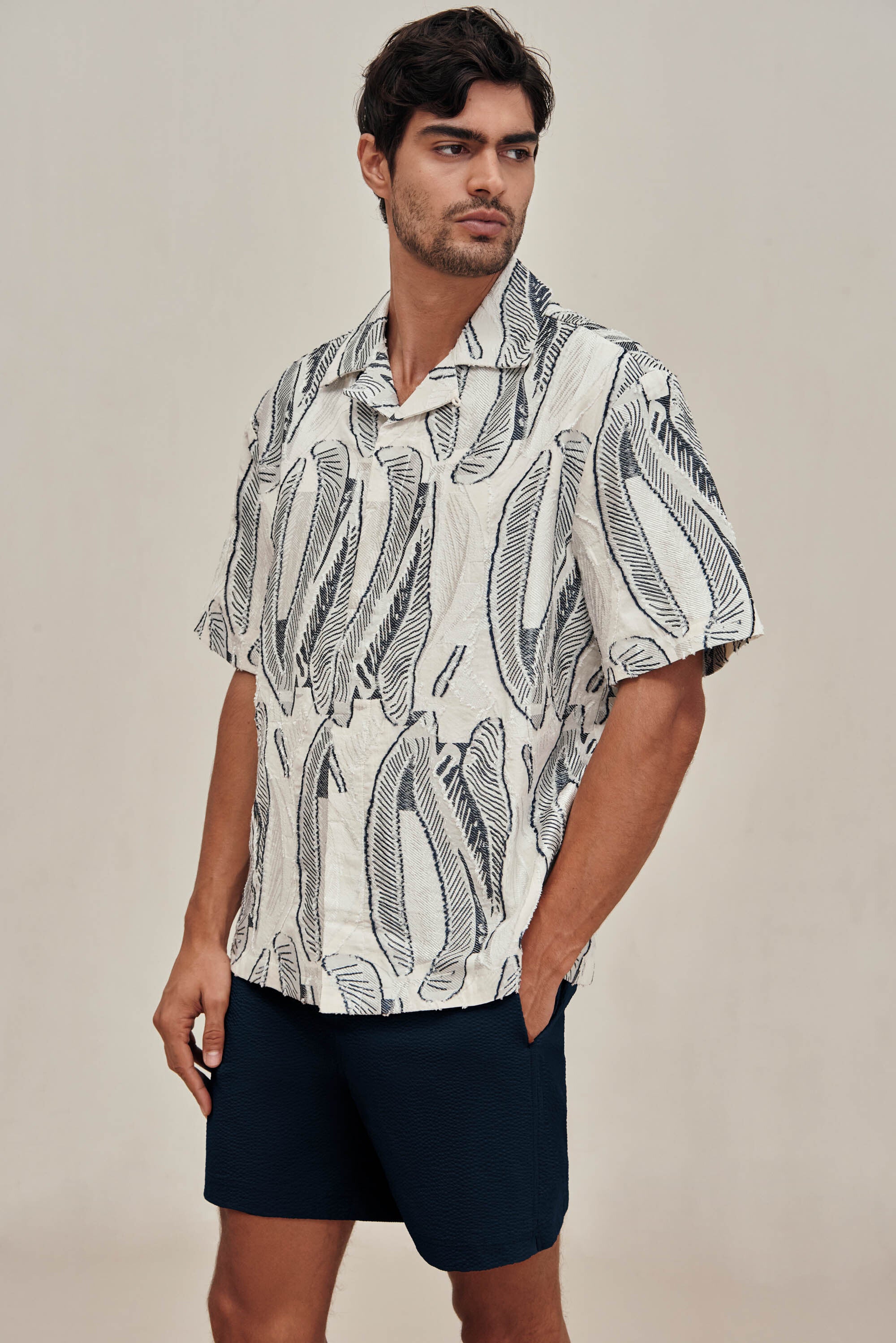 NICCO SHORT - DEEP LAKE