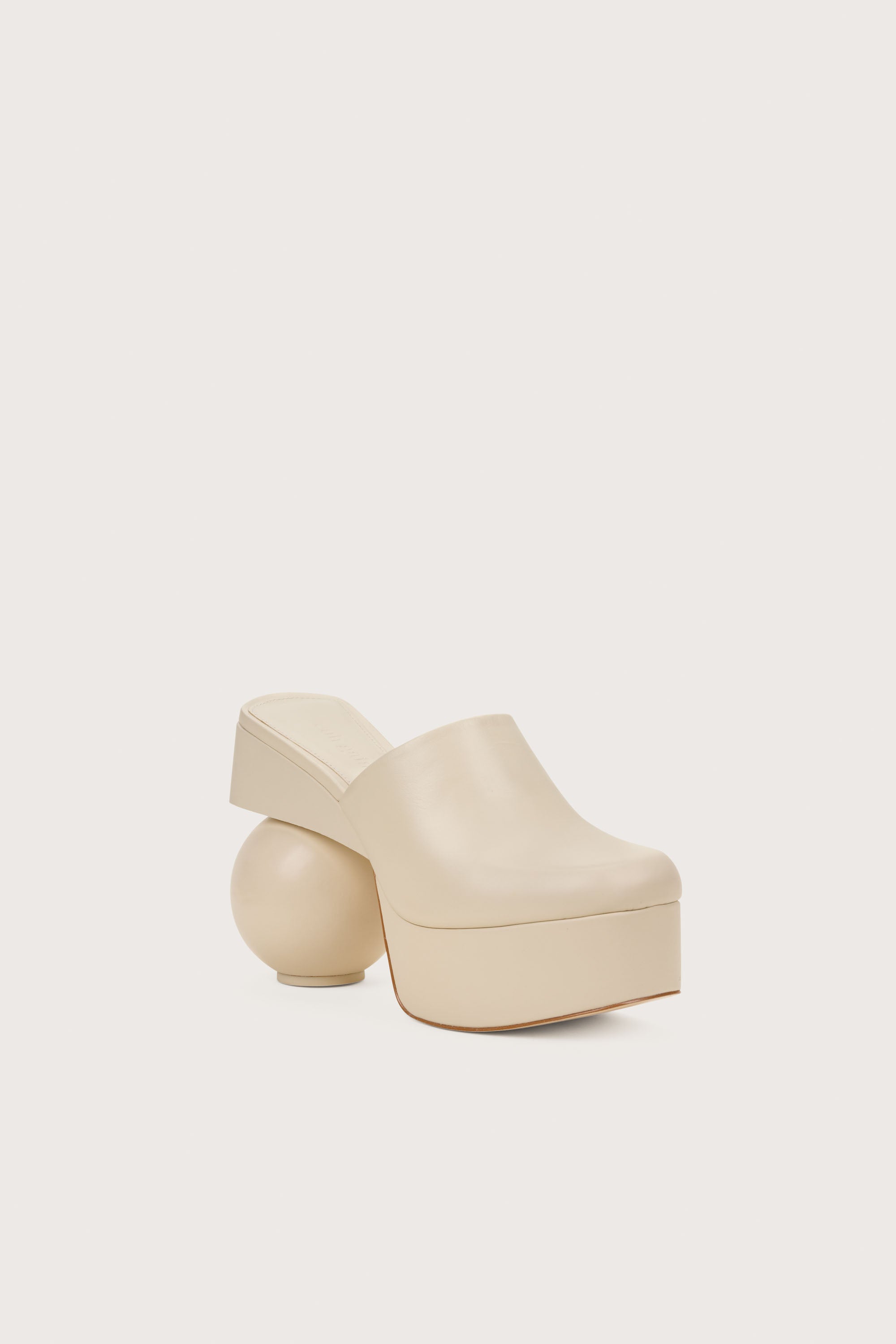 MAUDE MULE - OFF WHITE