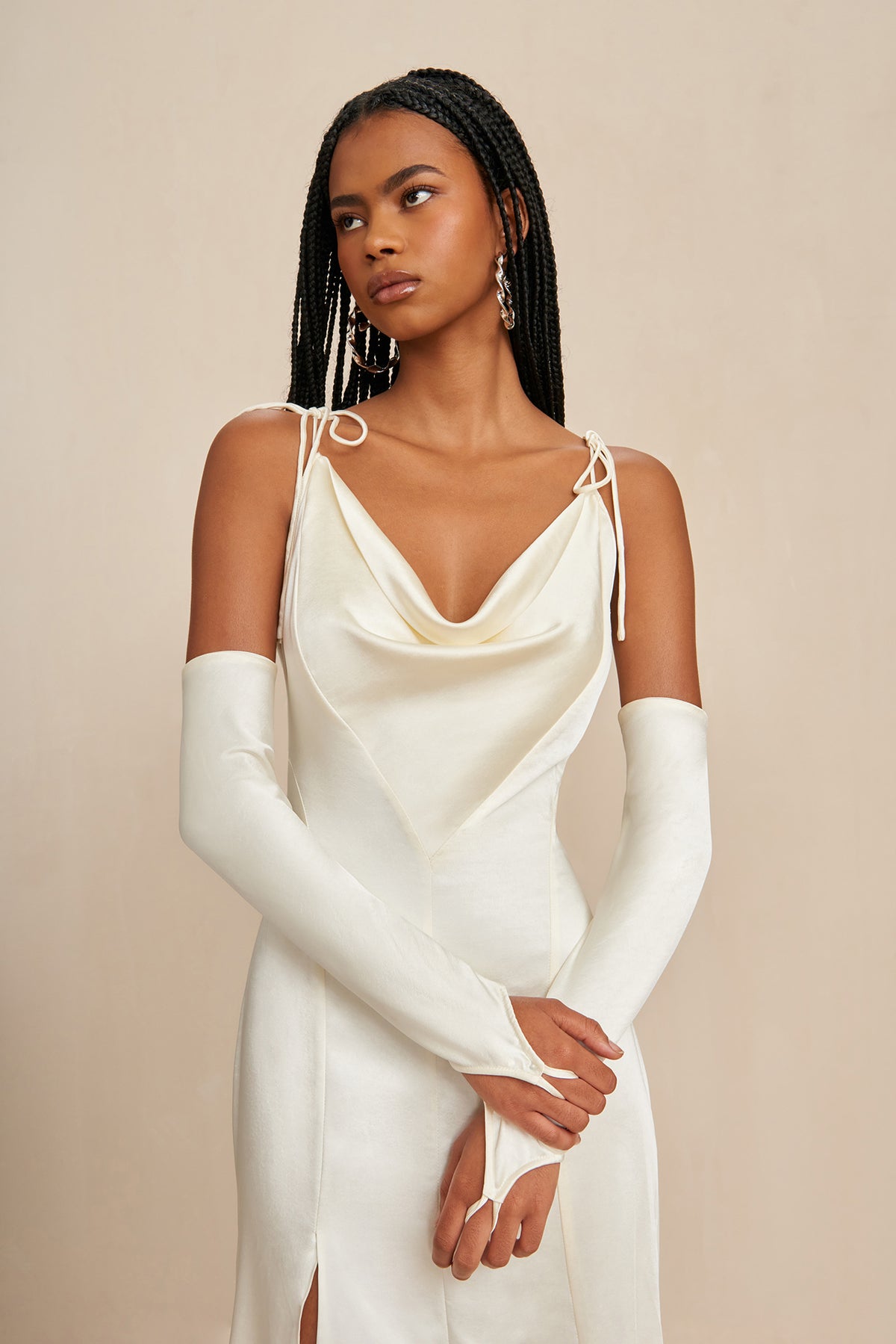 NASSIA GOWN - OFF WHITE