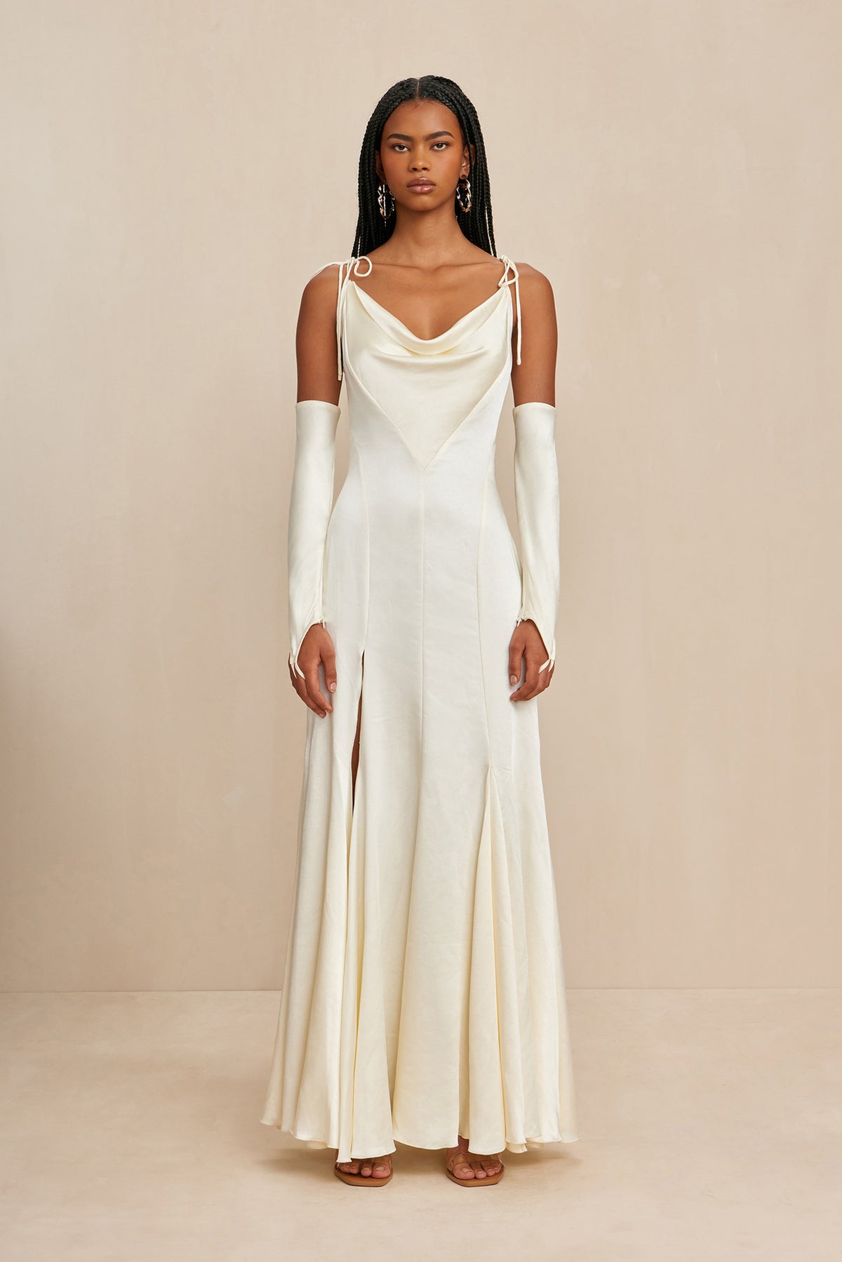 NASSIA GOWN - OFF WHITE