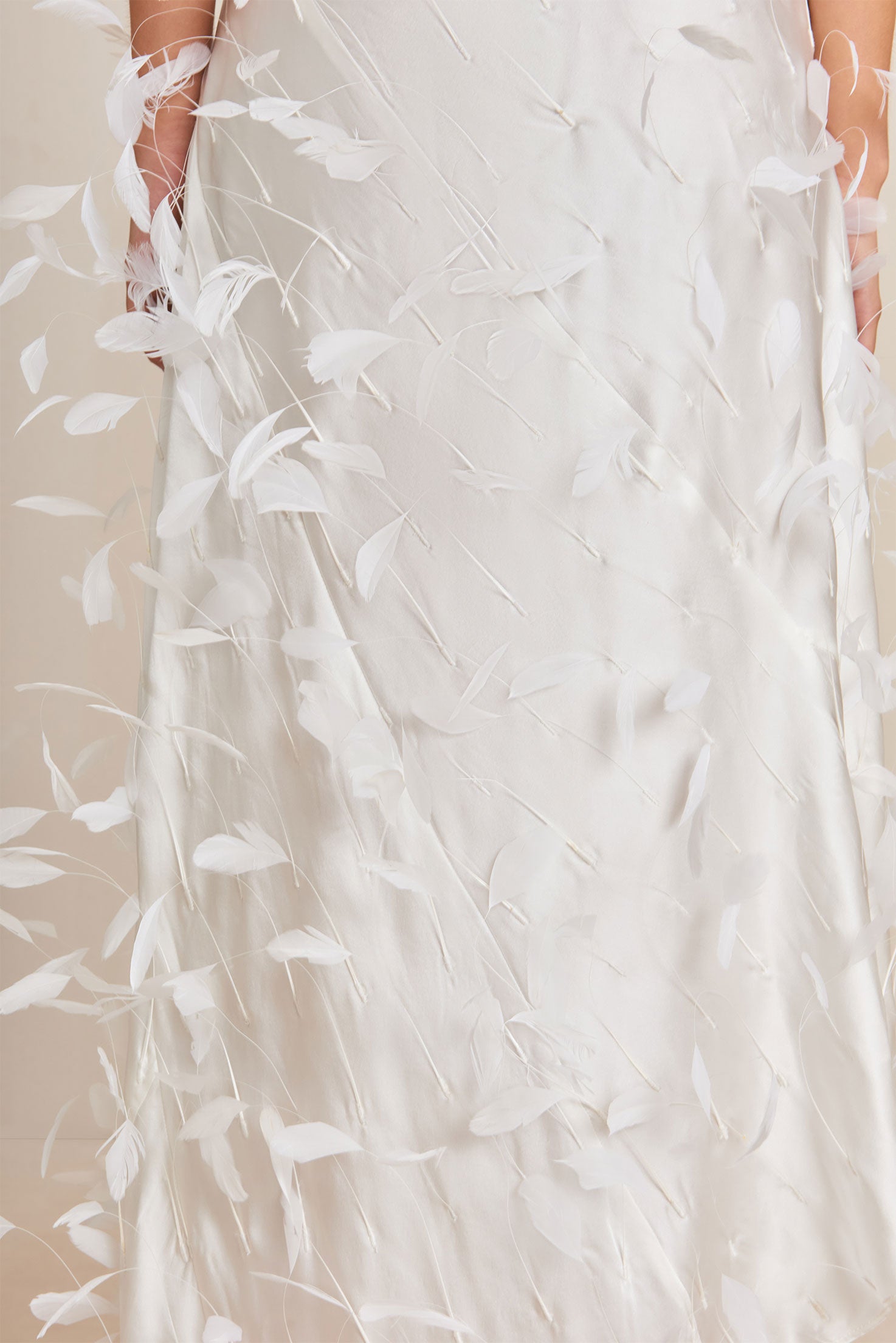 HALLE DRESS - OFF WHITE