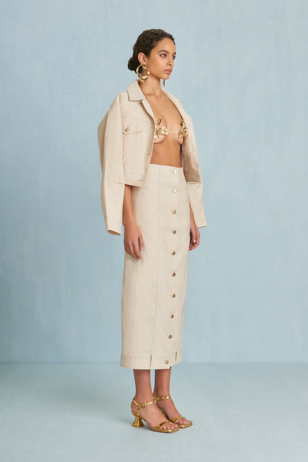 CULT GAIA LUA SKIRT IN BEACH