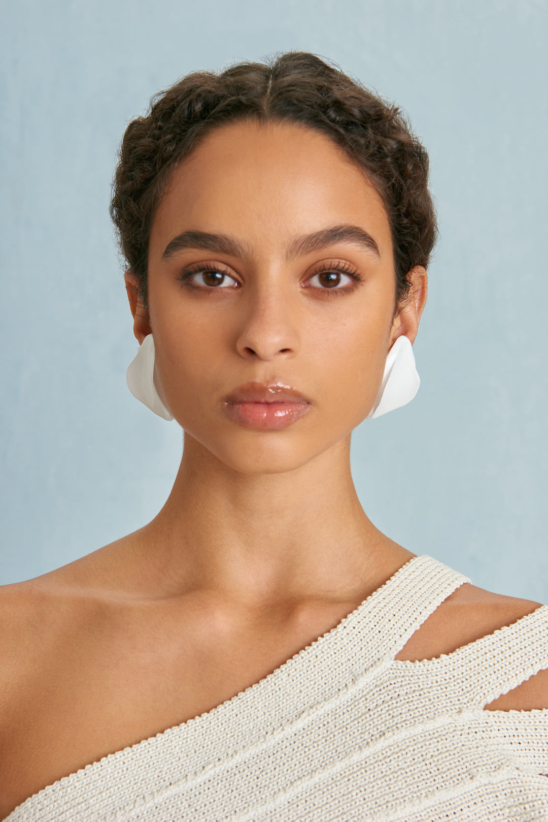 CULT GAIA ERIN EARRING IN WHITE