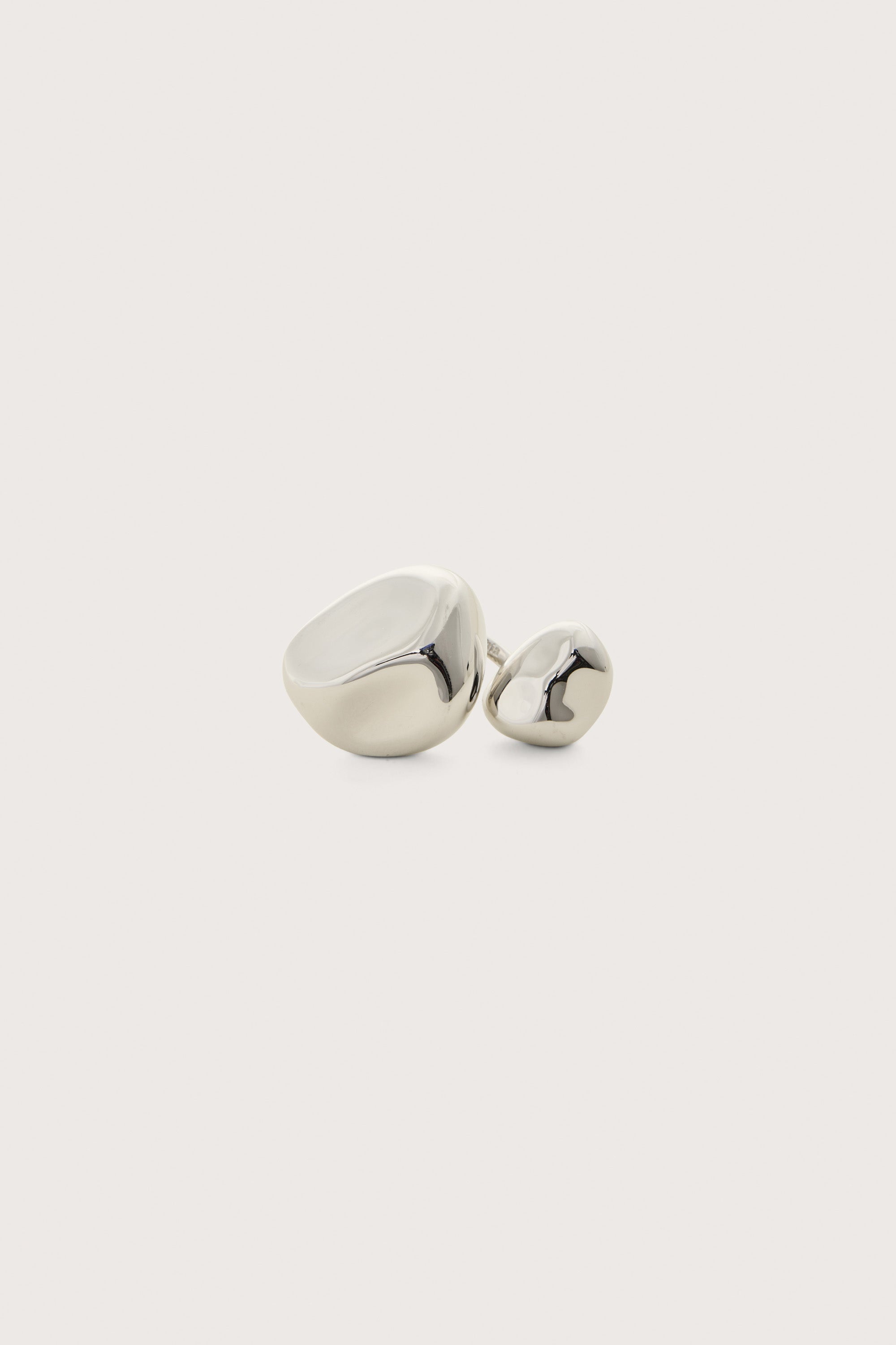 CLEO RING - SHINY SILVER – CULT GAIA