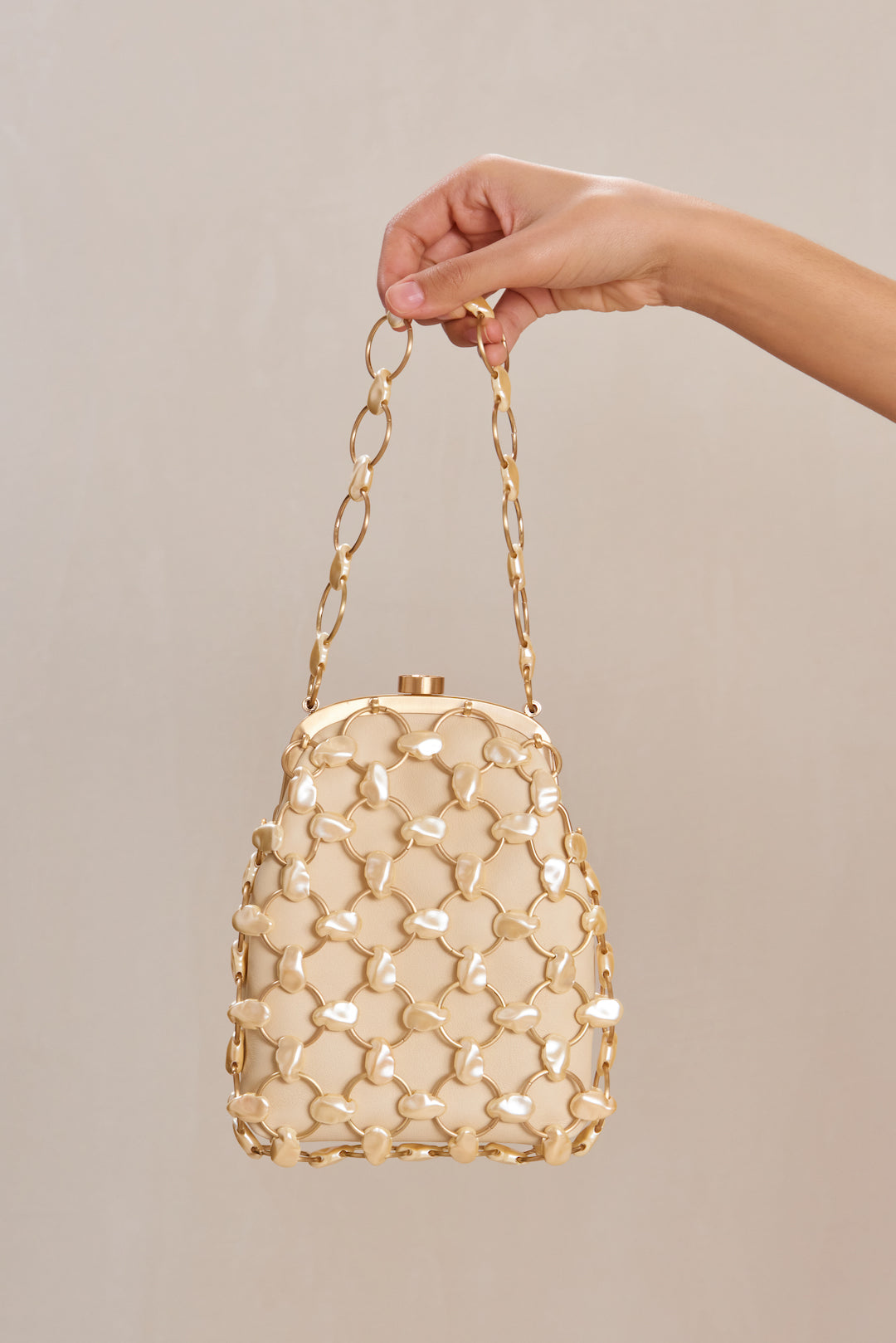 BRIELLE WRISTLET BAG - CHAMPAGNE PEARL