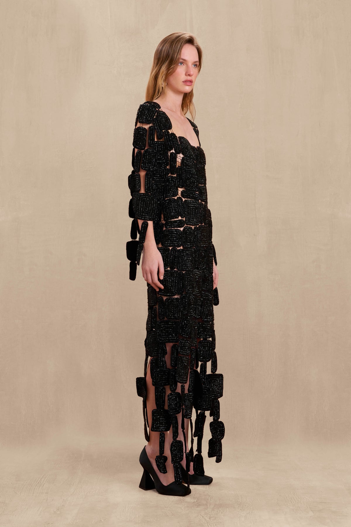PURA GOWN - BLACK