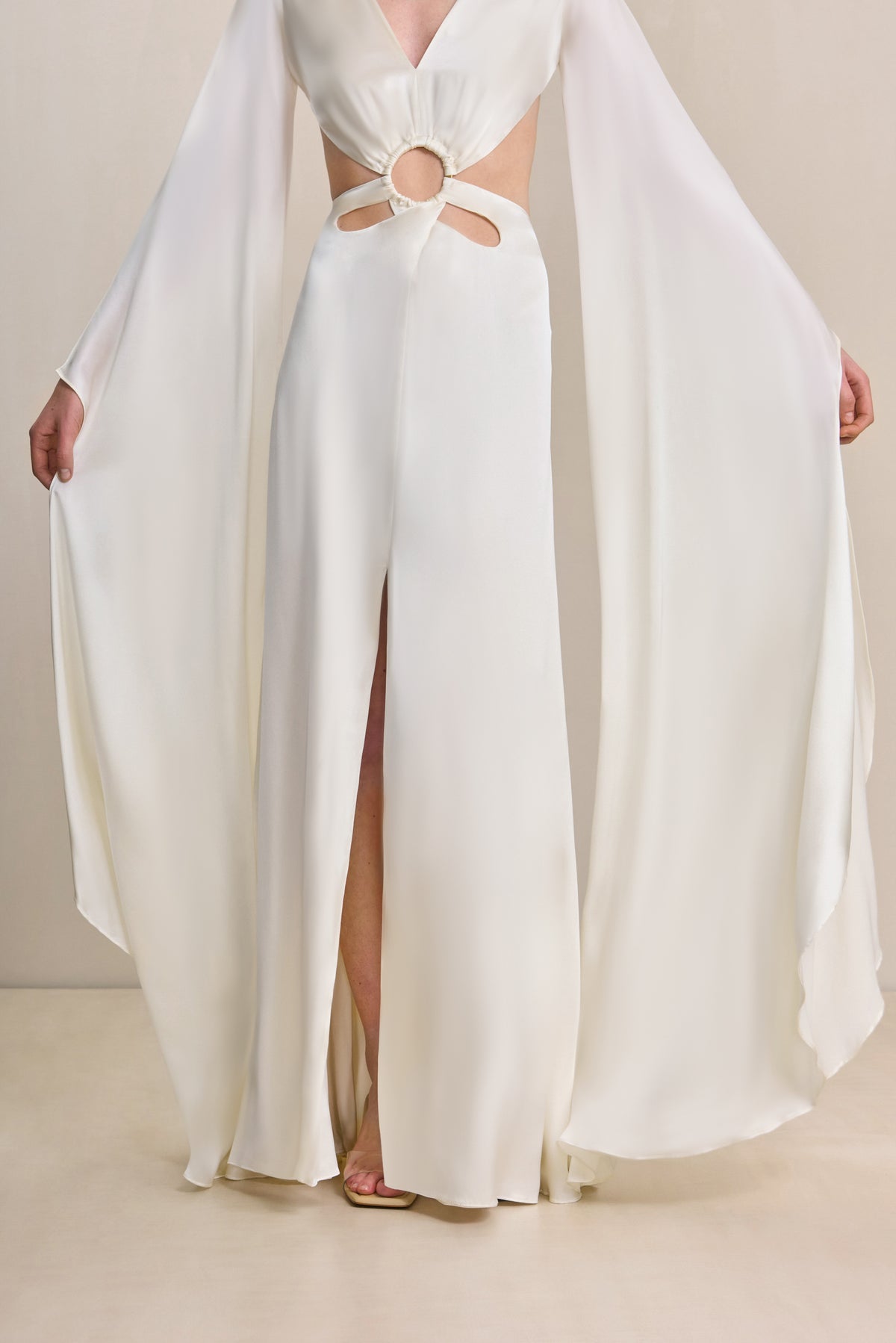 CULT GAIA JASMIN GOWN IN OFF WHITE