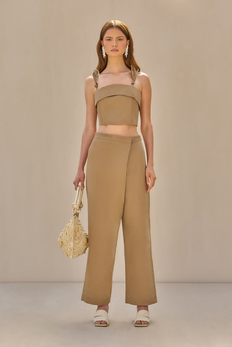 CULT GAIA ASPEN TOP IN DEEP TRUFFLE