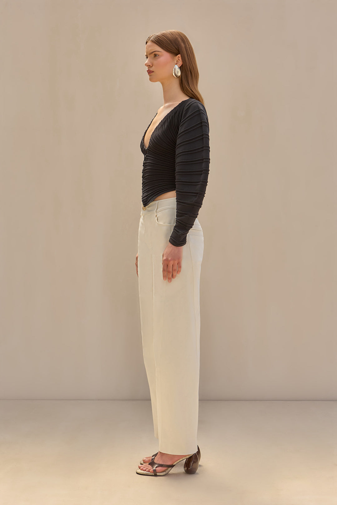 CULT GAIA BLAIR KNIT CARDIGAN IN BLACK