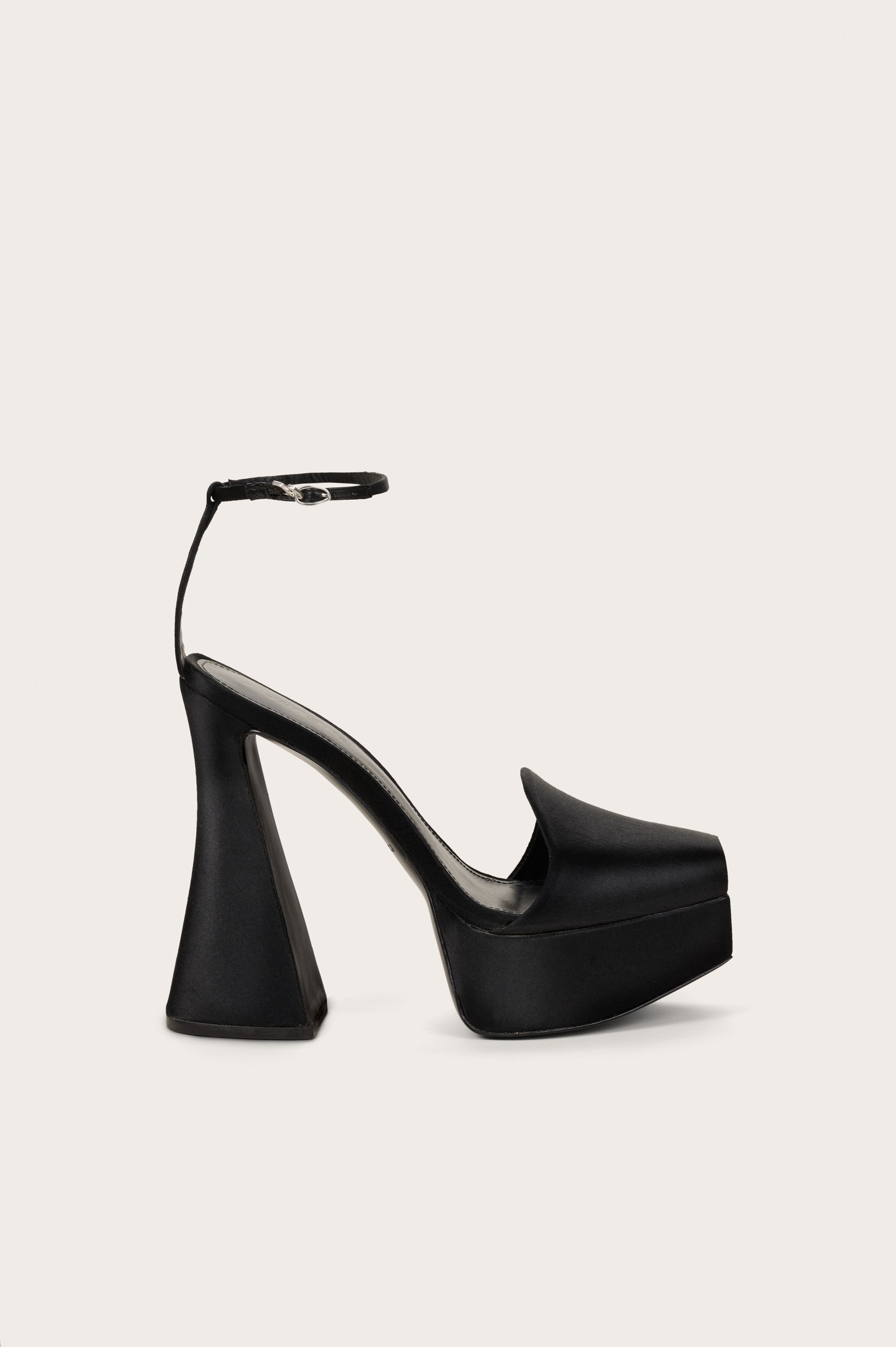 CULT GAIA LAINA PLATFORM IN BLACK