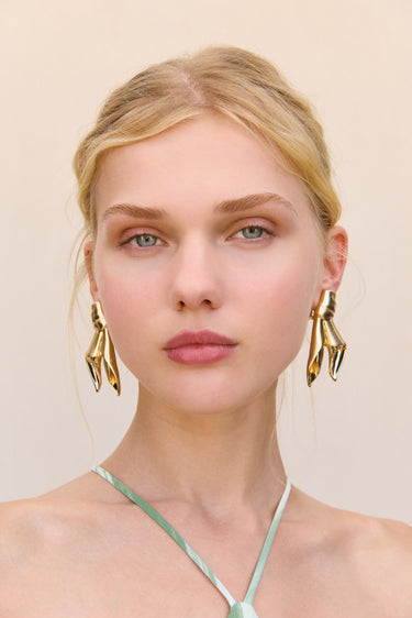WINNIE EARRING - BRUSHED BRASS | WINNIE EARRING - BRUSHED BRASS | Secondary image