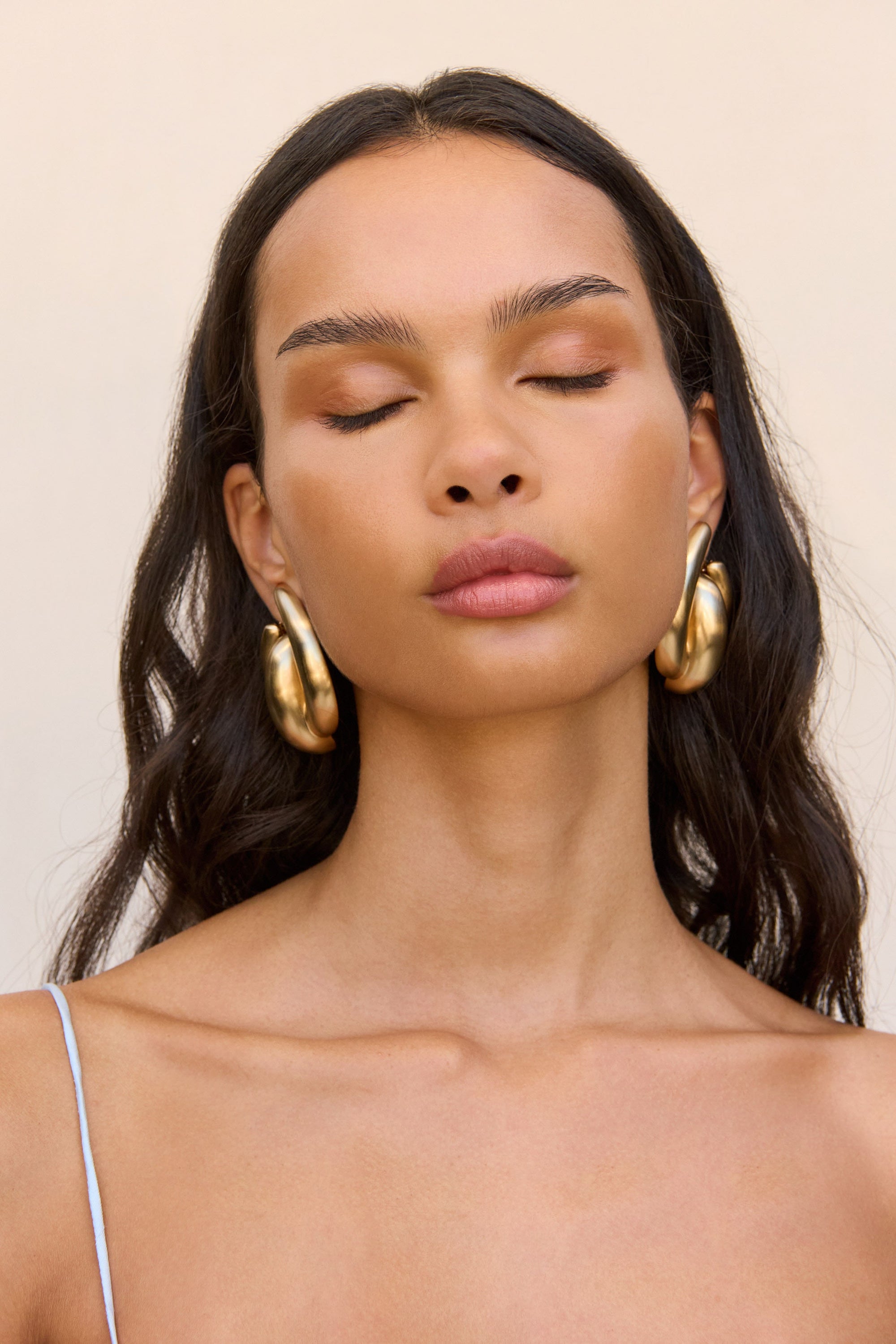 AUDRINA EARRING - BRUSHED BRASS