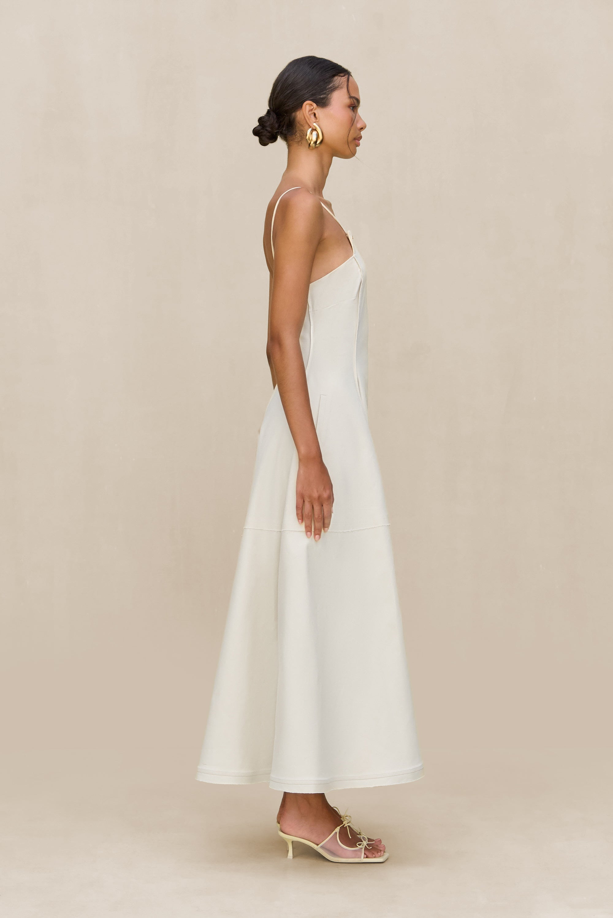 MAKA DRESS - OFF WHITE