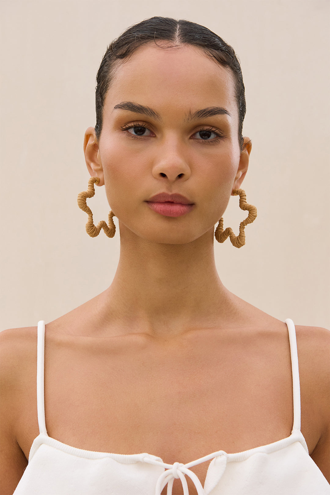 EMIKO EARRING - TOASTED NATURAL