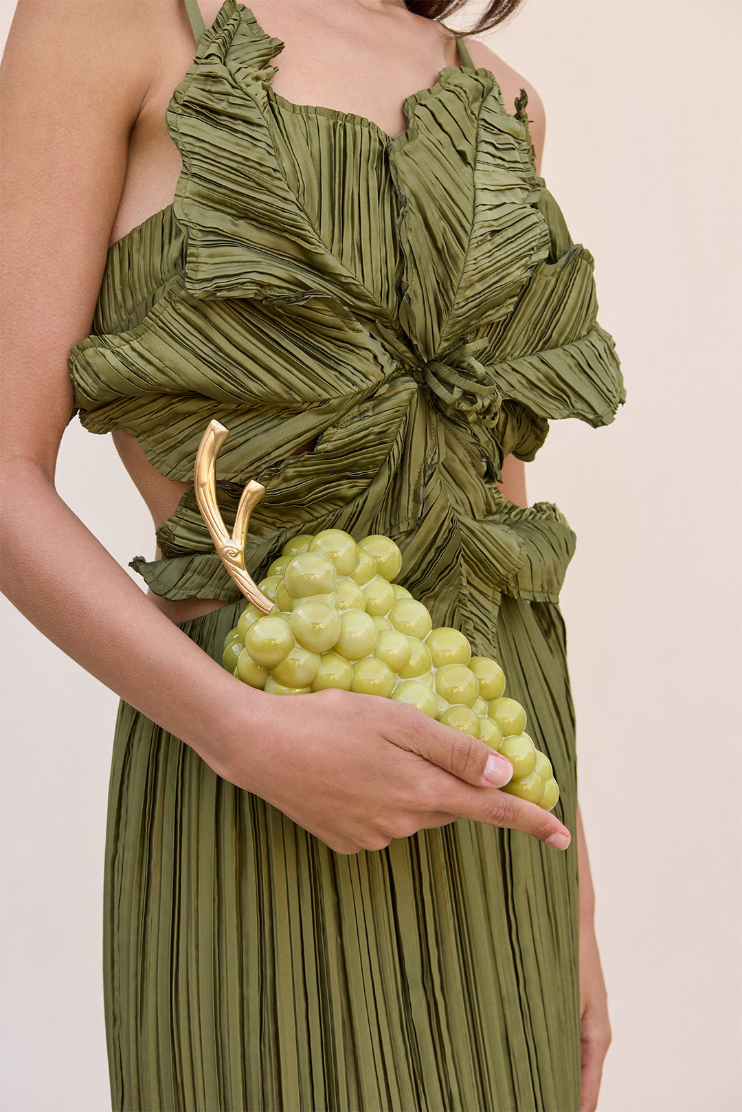 GRAPE CLUTCH - DOMINGA CULT GAIA GRAPE CLUTCH - DOMINGA CULT GAIA