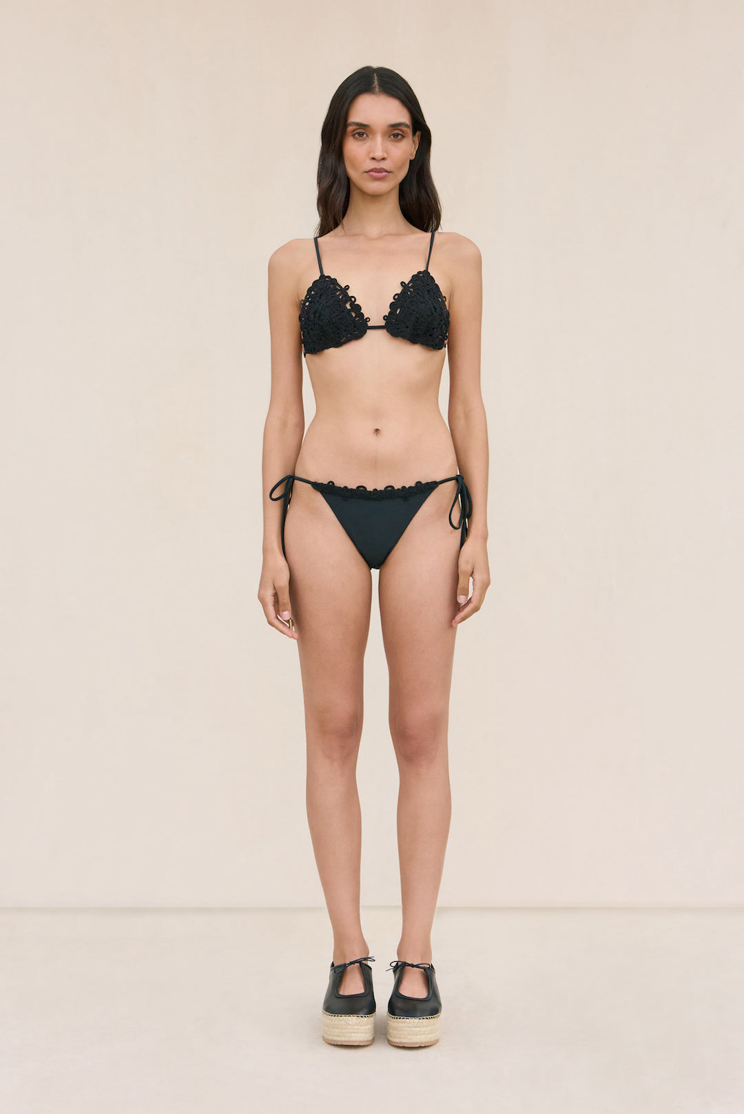 IRINA BIKINI TOP - BLACK