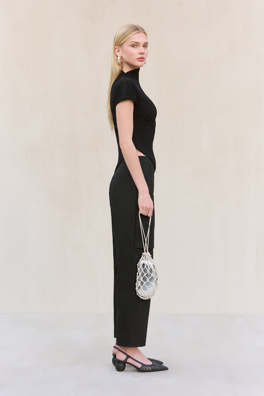 ANNEMIE KNIT TOP - BLACK – CULT GAIA ANNEMIE KNIT TOP - BLACK – CULT GAIA