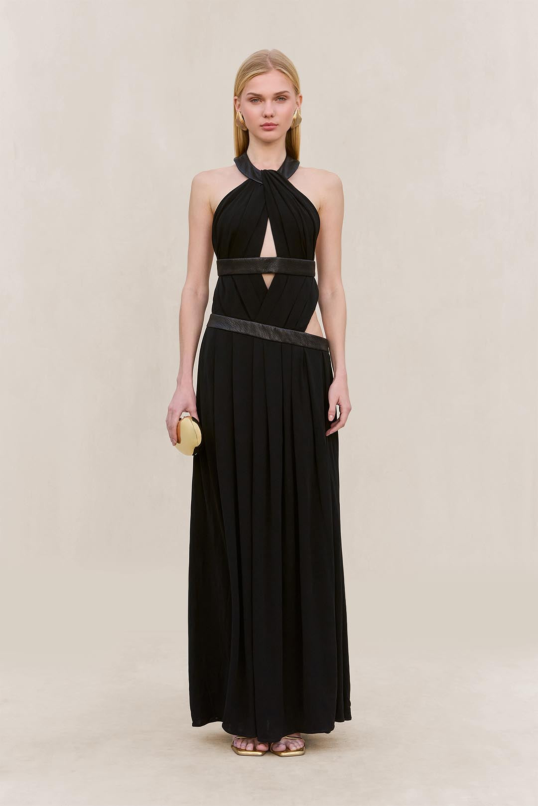 AKSHARA GOWN - BLACK