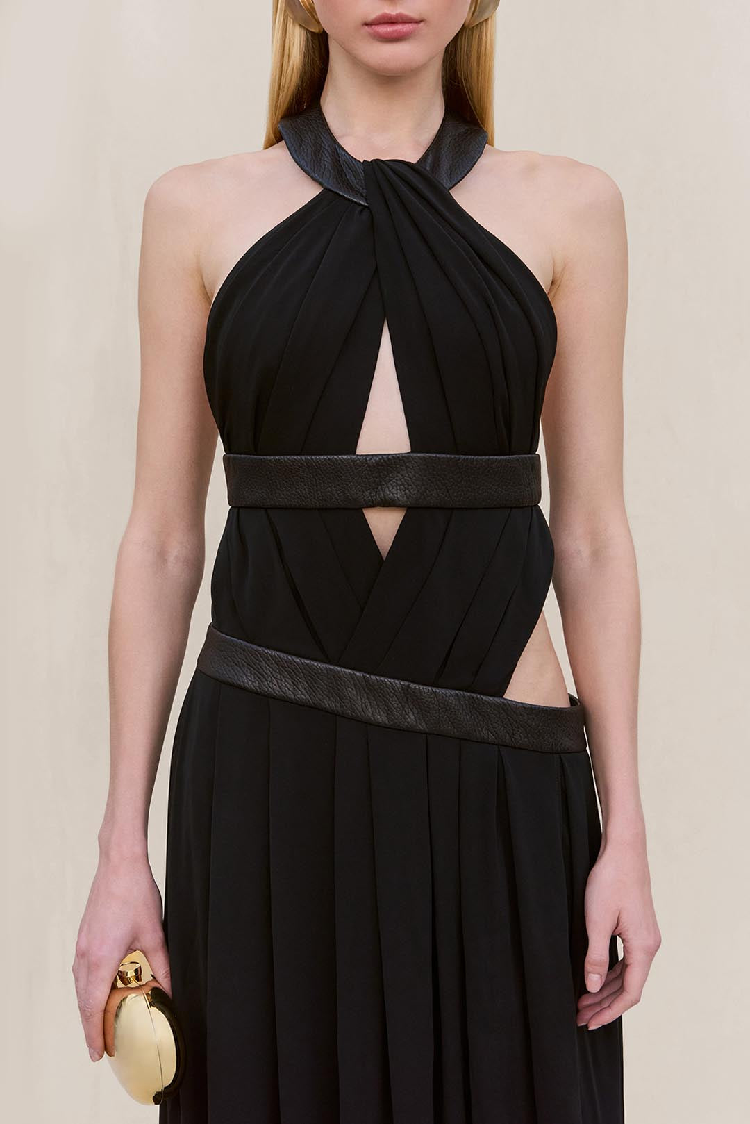 AKSHARA GOWN - BLACK