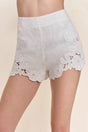 SUNI SHORT - OFF WHITE