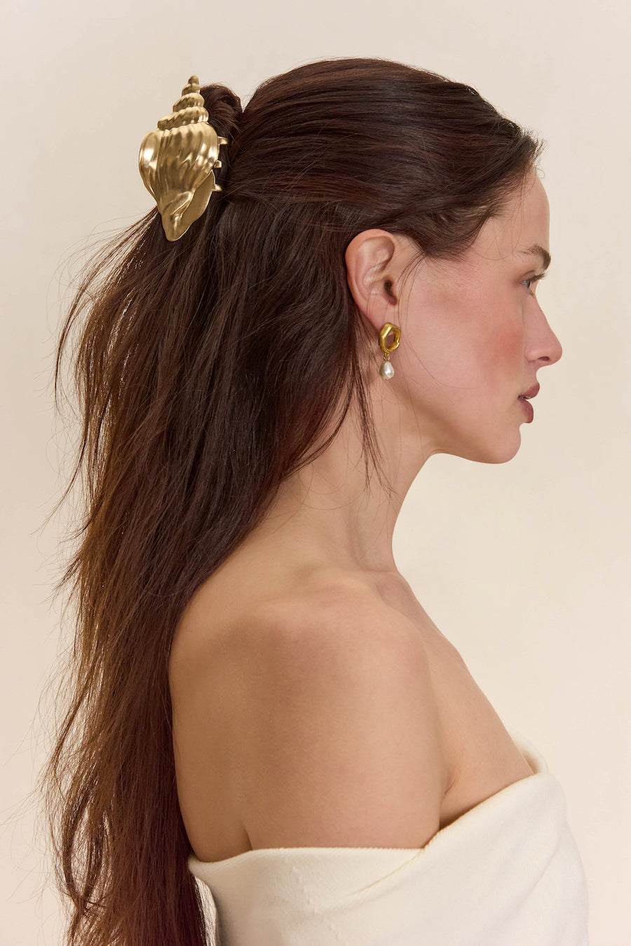 CAMILLA HAIR CLIP - BRUSHED BRASS