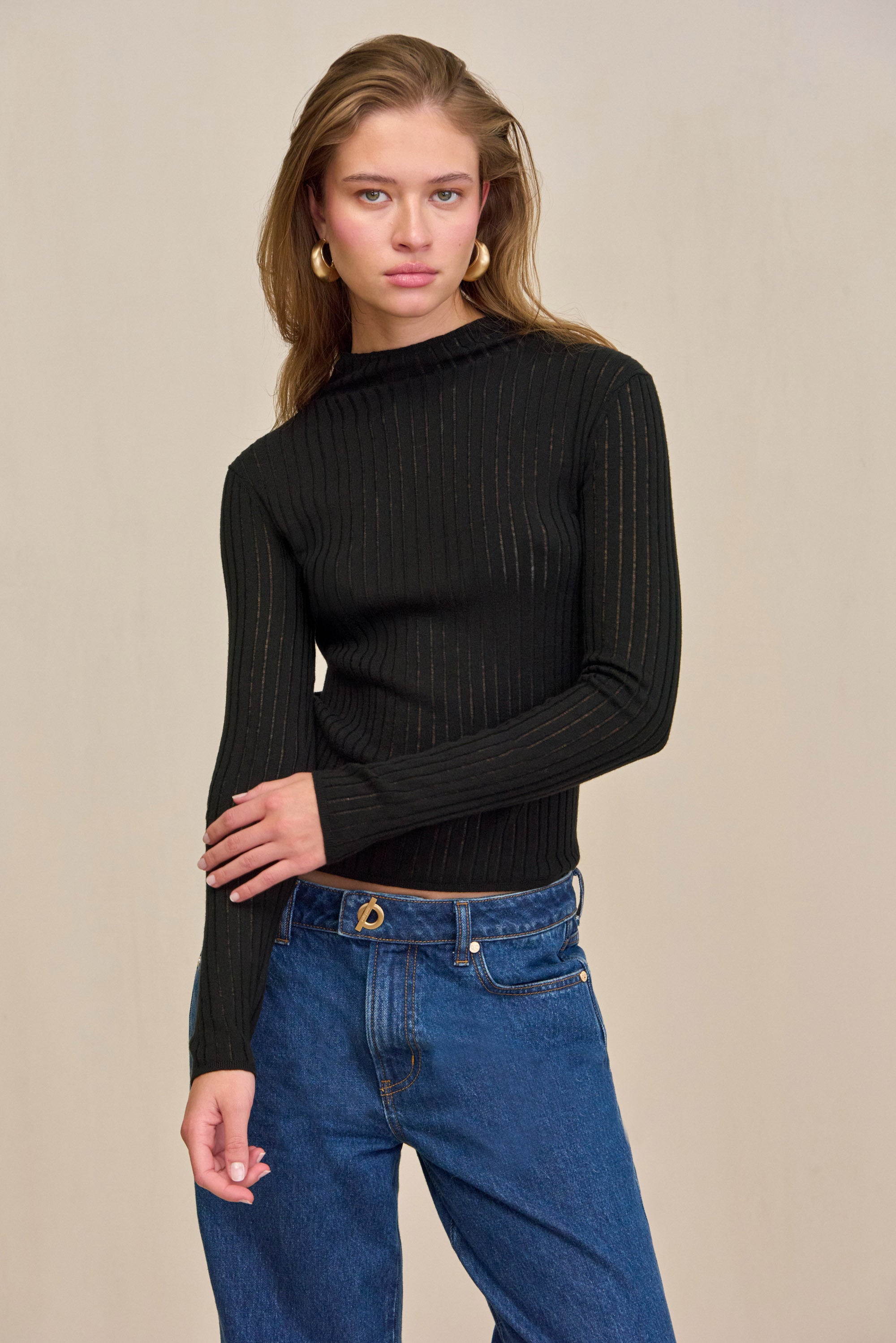 VARMA KNIT TOP - BLACK