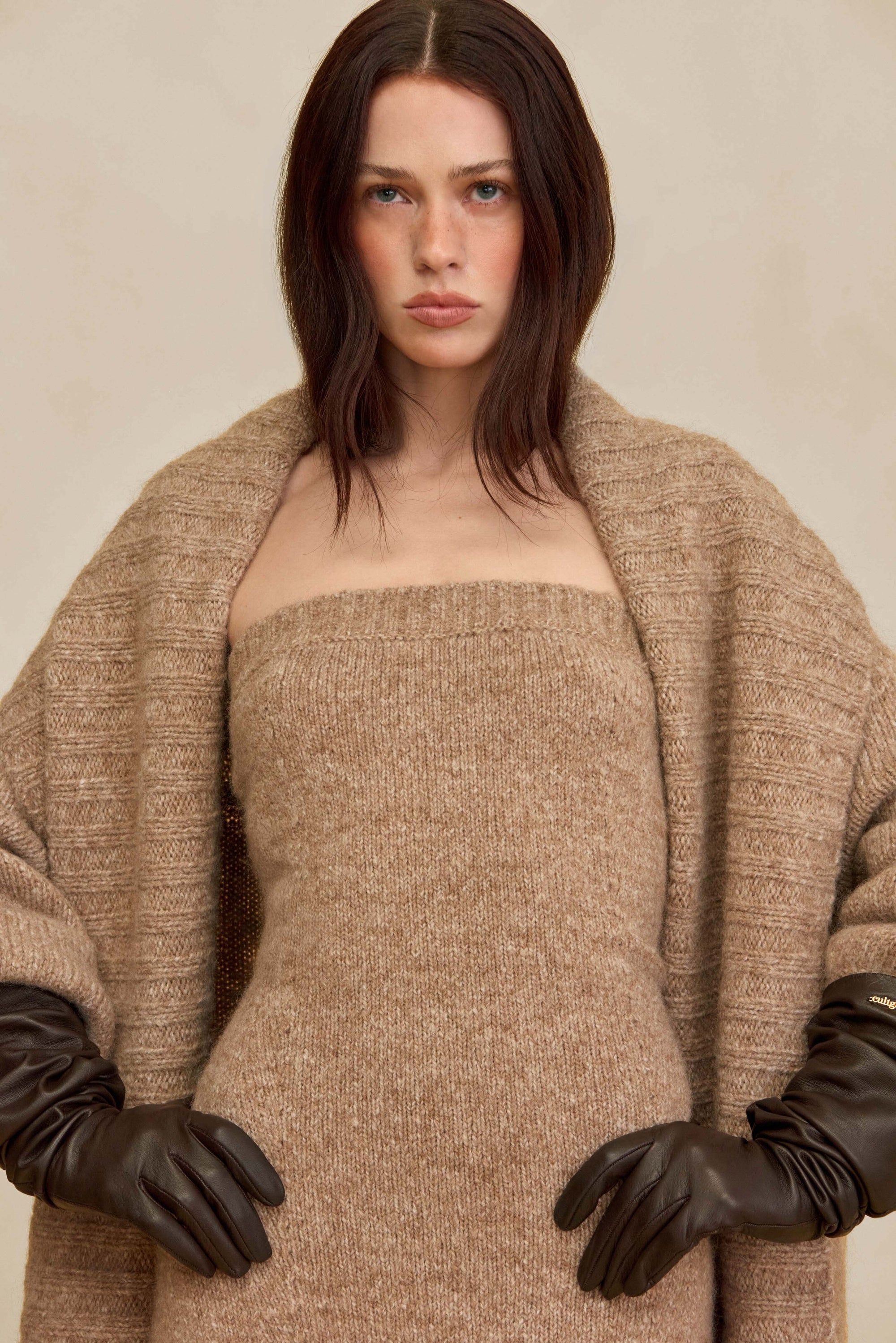 JOANA DUSTER - OTTER