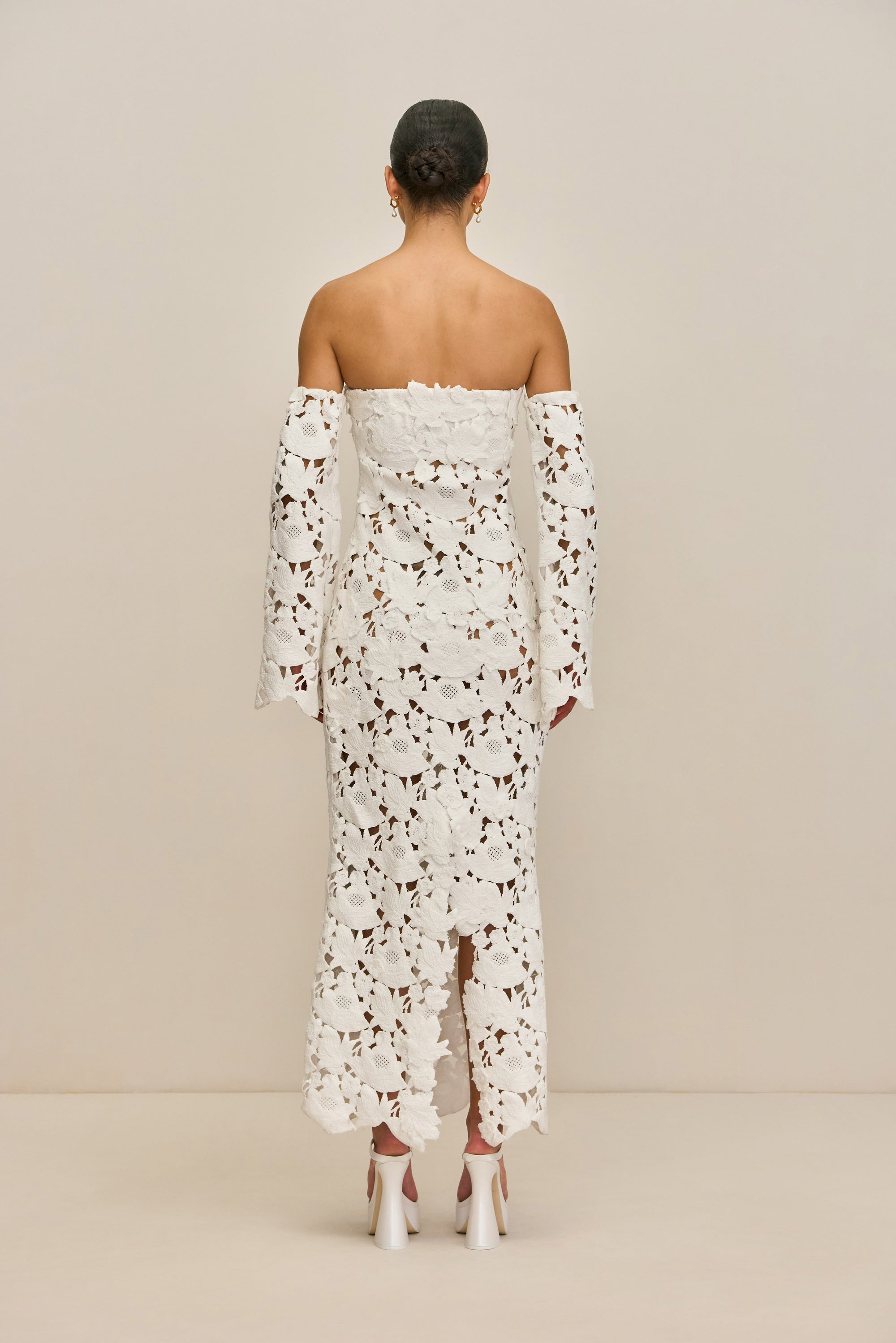 KAYLINA GOWN - OFF WHITE