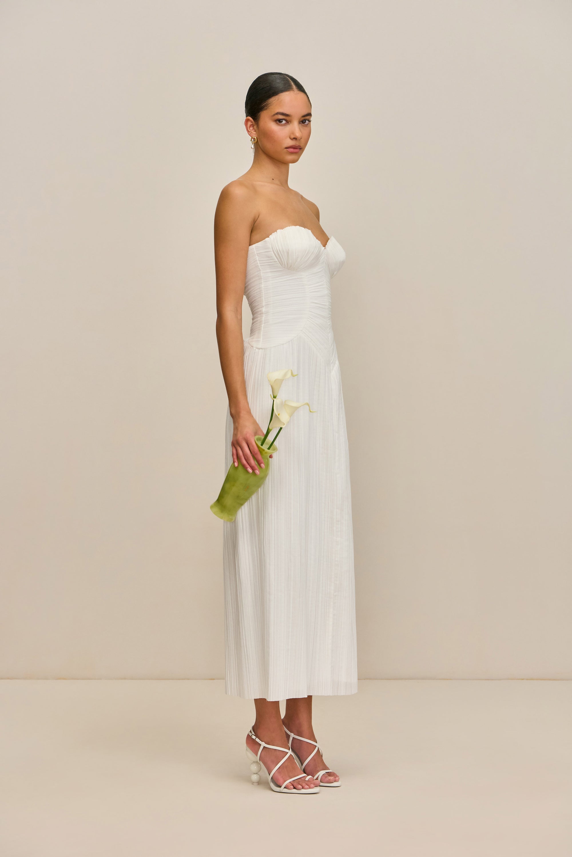 ASHIKA GOWN - OFF WHITE