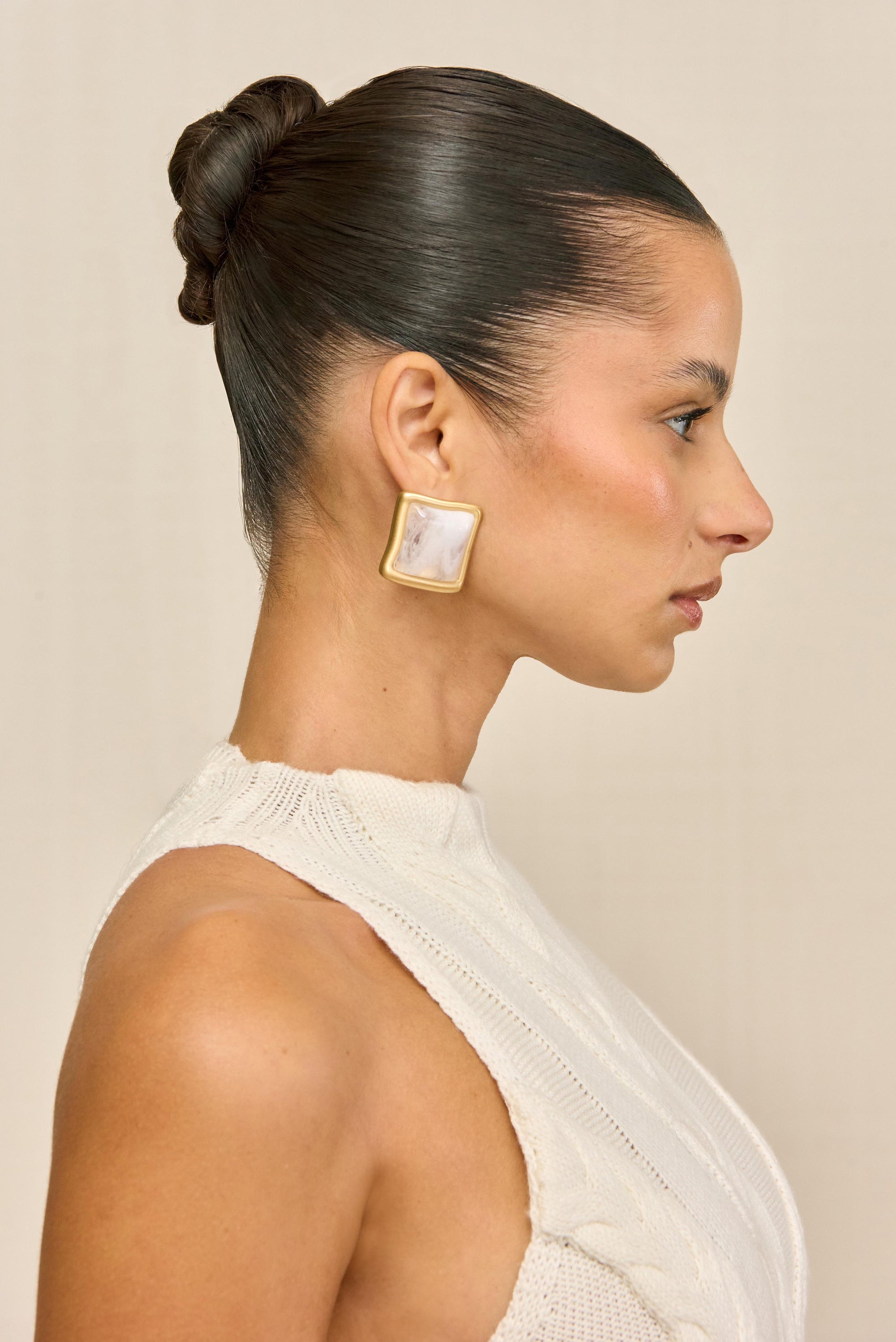 SUNI EARRING - PEARL