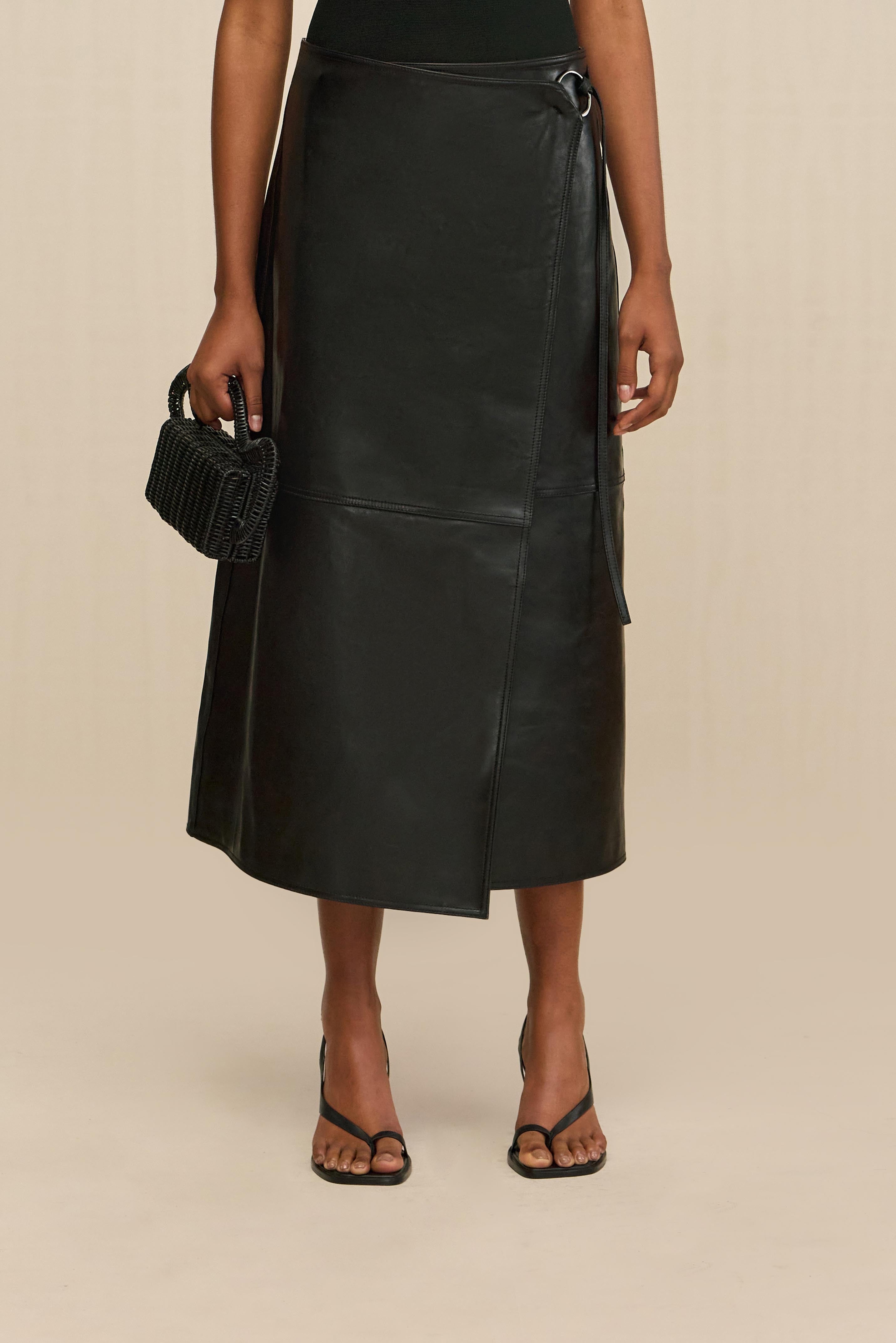 COSMO SKIRT - BLACK