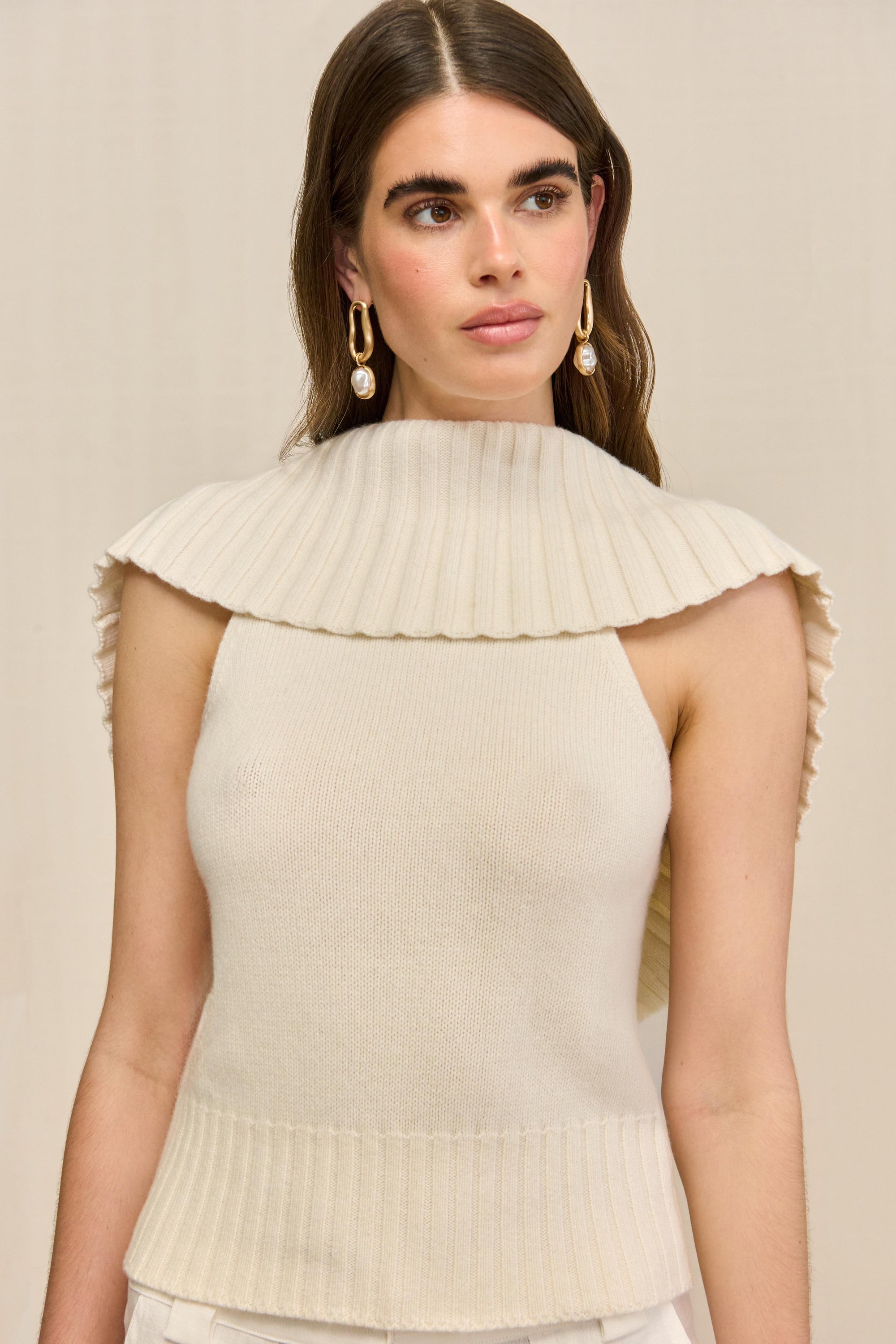 CHEN SWEATER - OFF WHITE