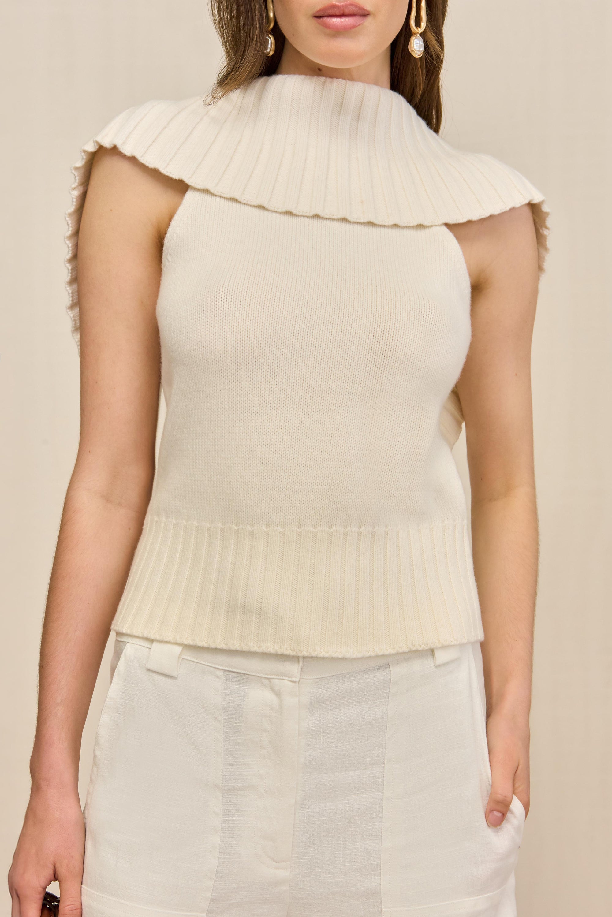 CHEN SWEATER - OFF WHITE