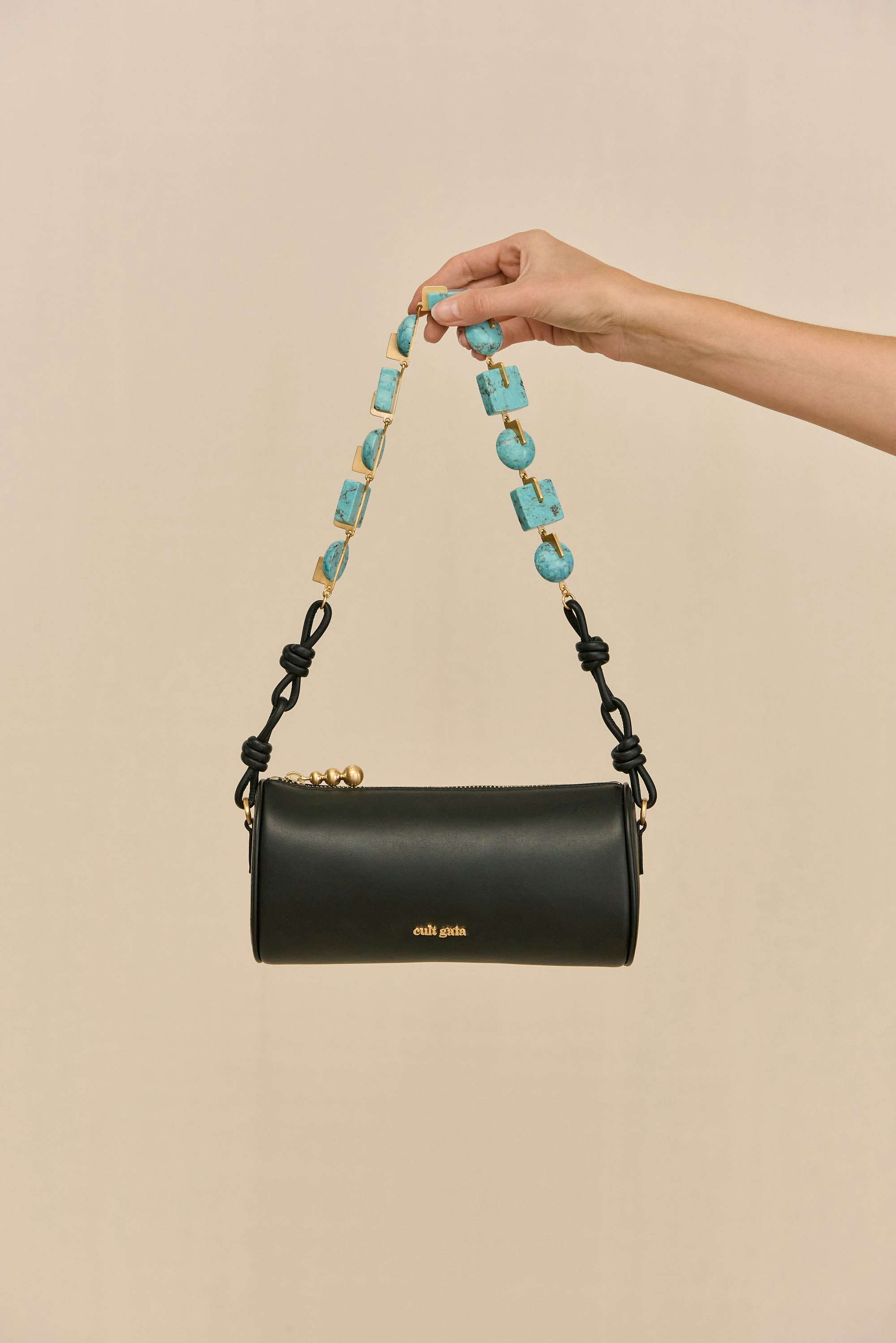 ZOZINA SHOULDER BAG - BLACK