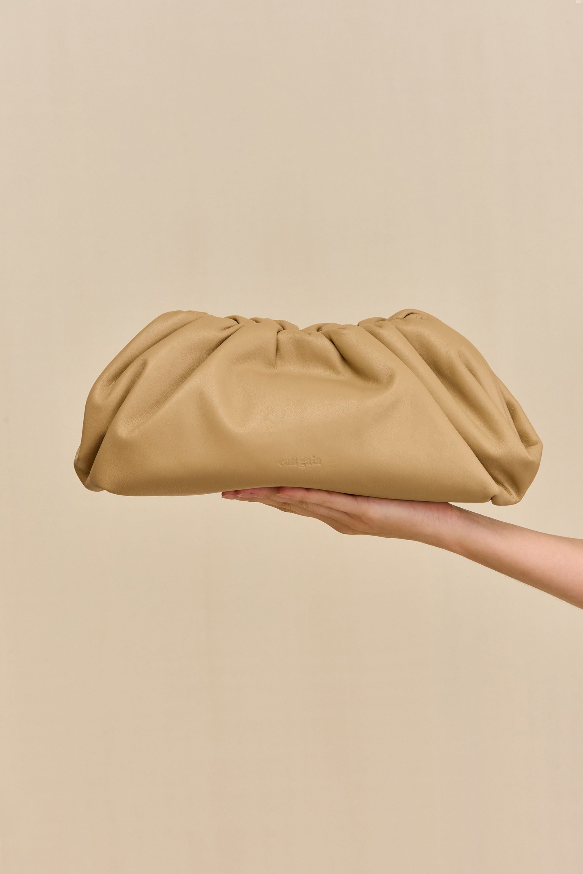 DULCE SHOULDER BAG - SAND