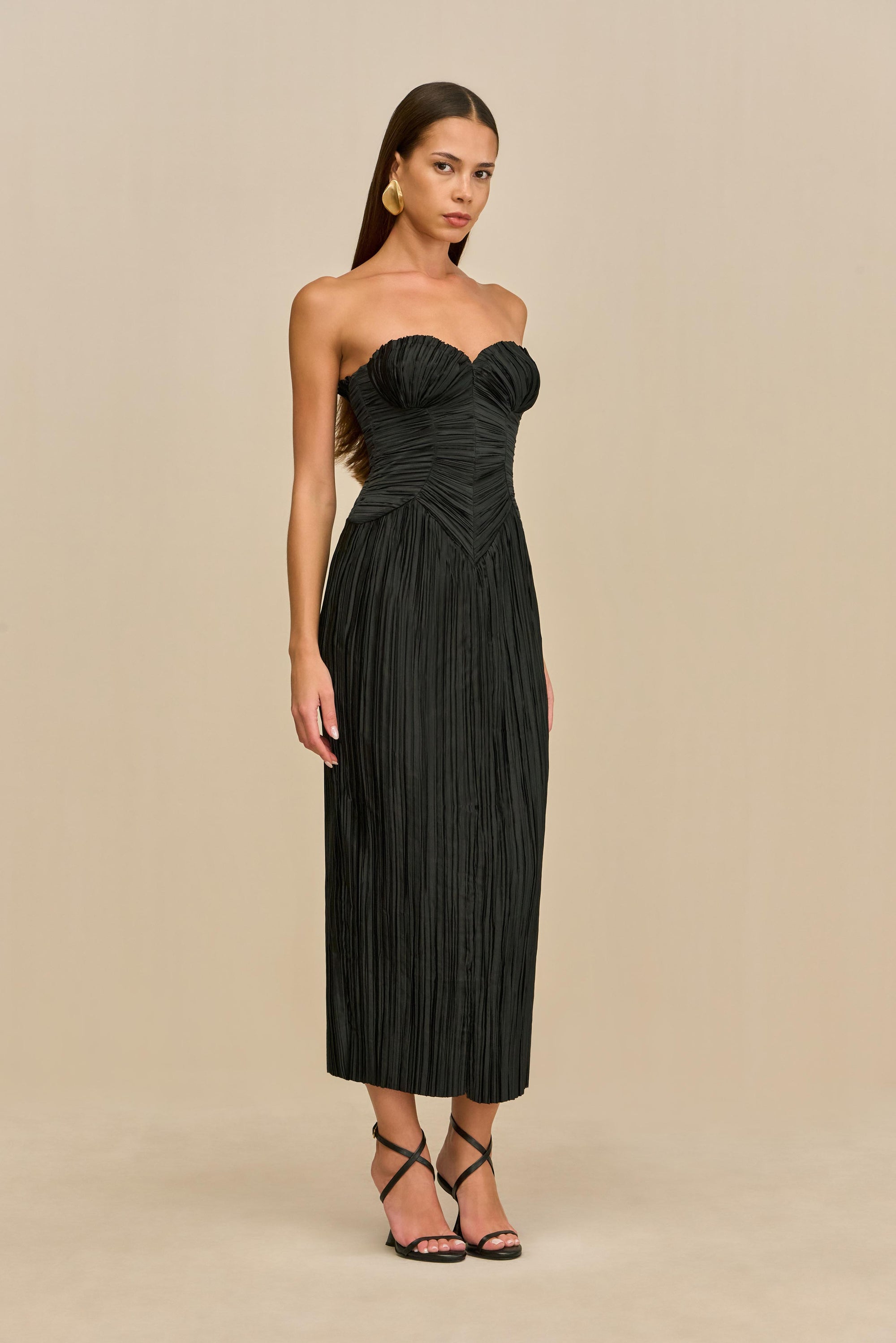 ASHIKA GOWN - BLACK