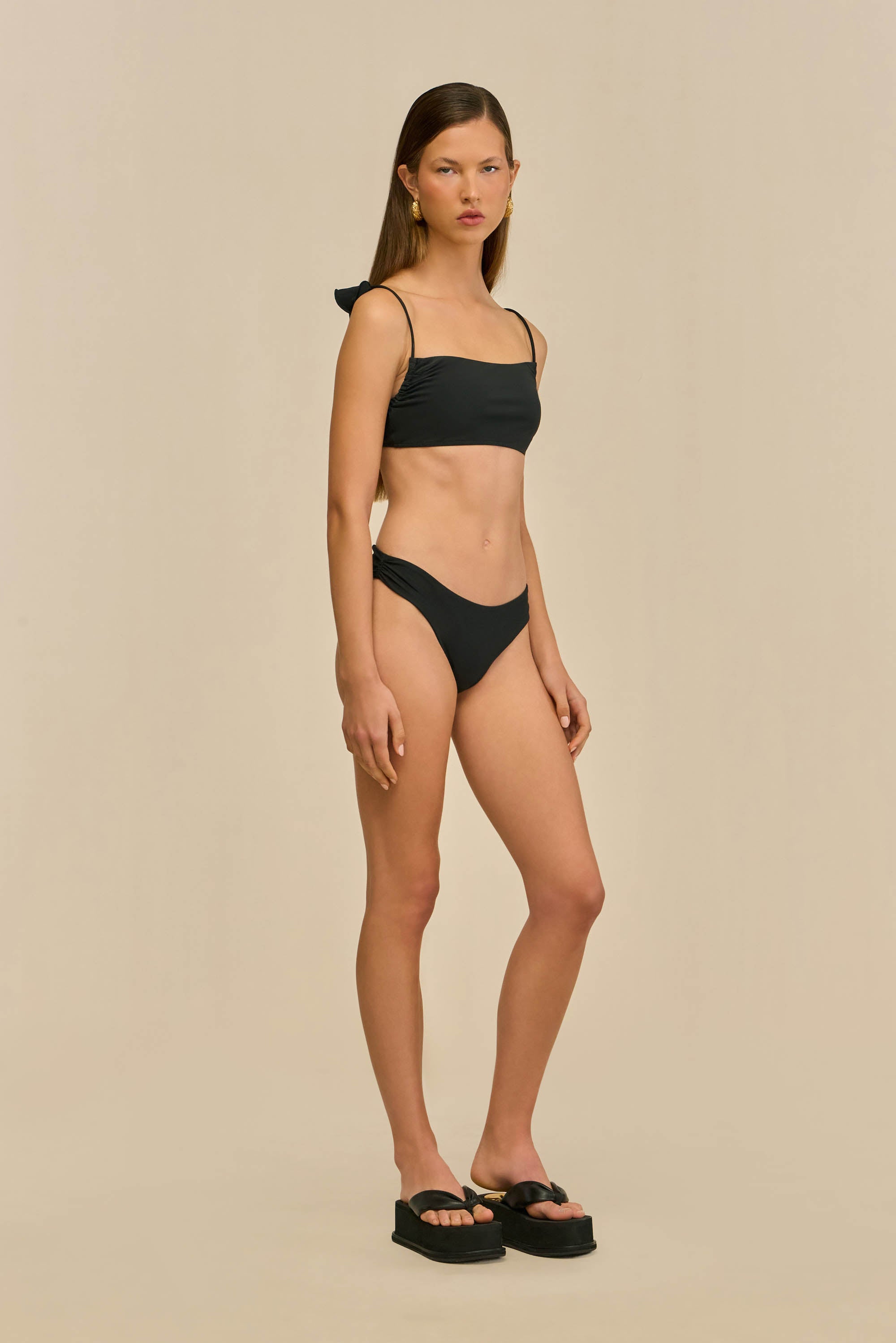 MAEVA BIKINI TOP - BLACK