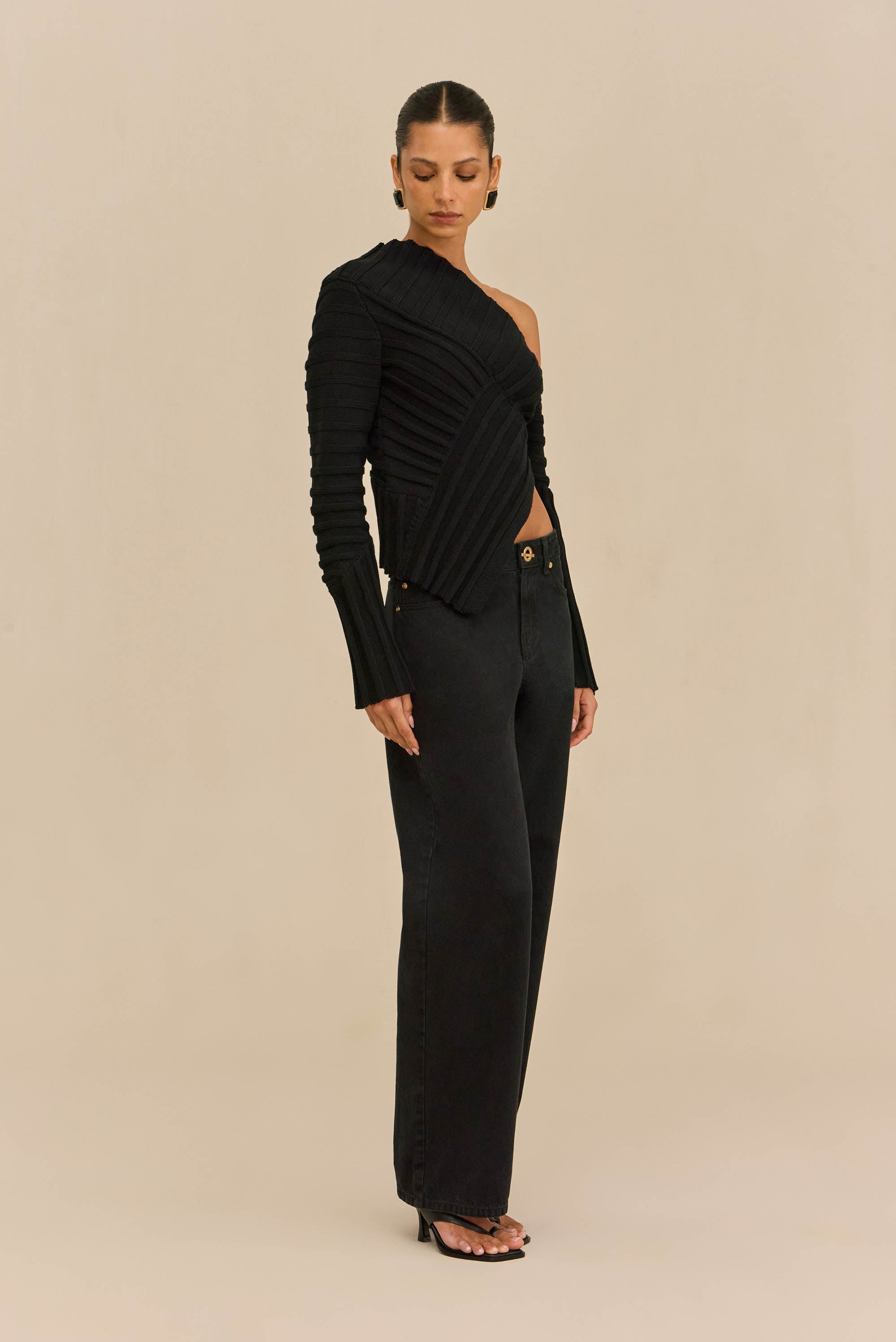 JAIDAN KNIT TOP - BLACK