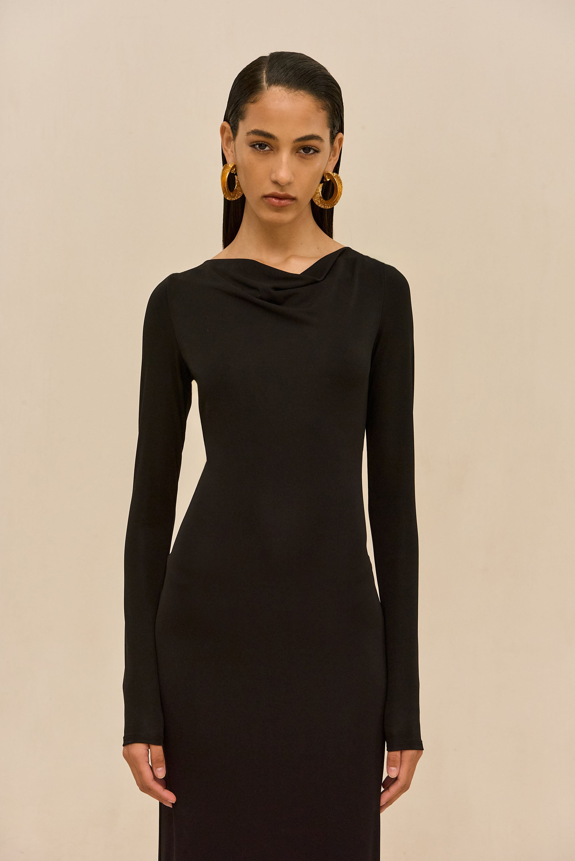 ARMAND GOWN - BLACK