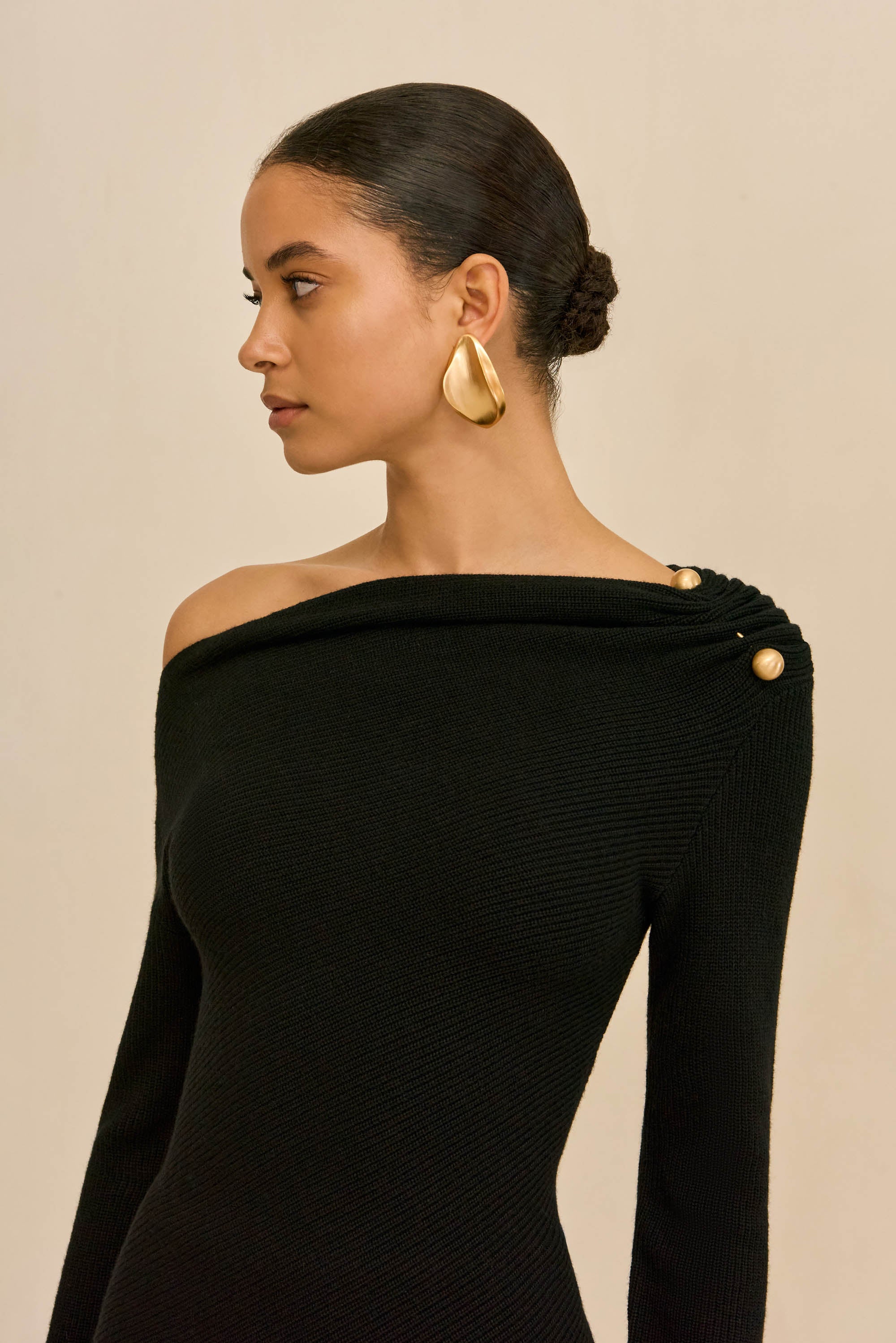 ELORY SWEATER - BLACK