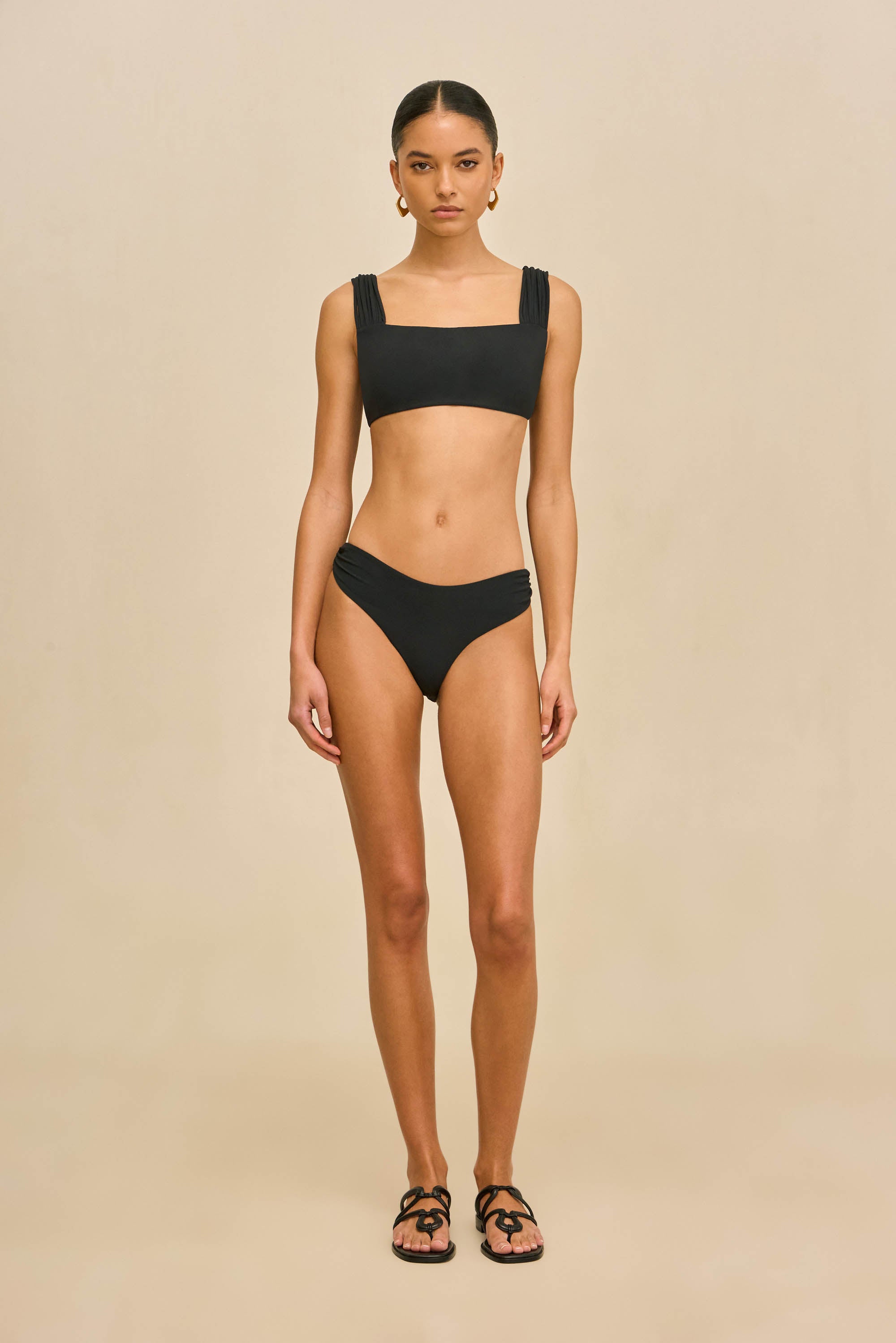 ALLIANA BIKINI TOP - BLACK